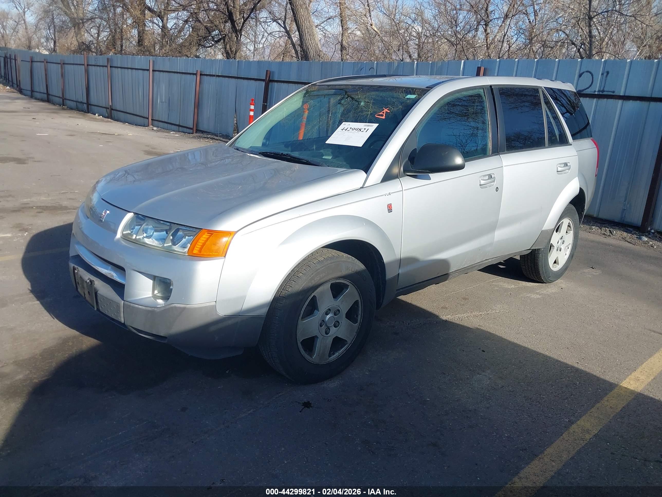 SATURN VUE image 2