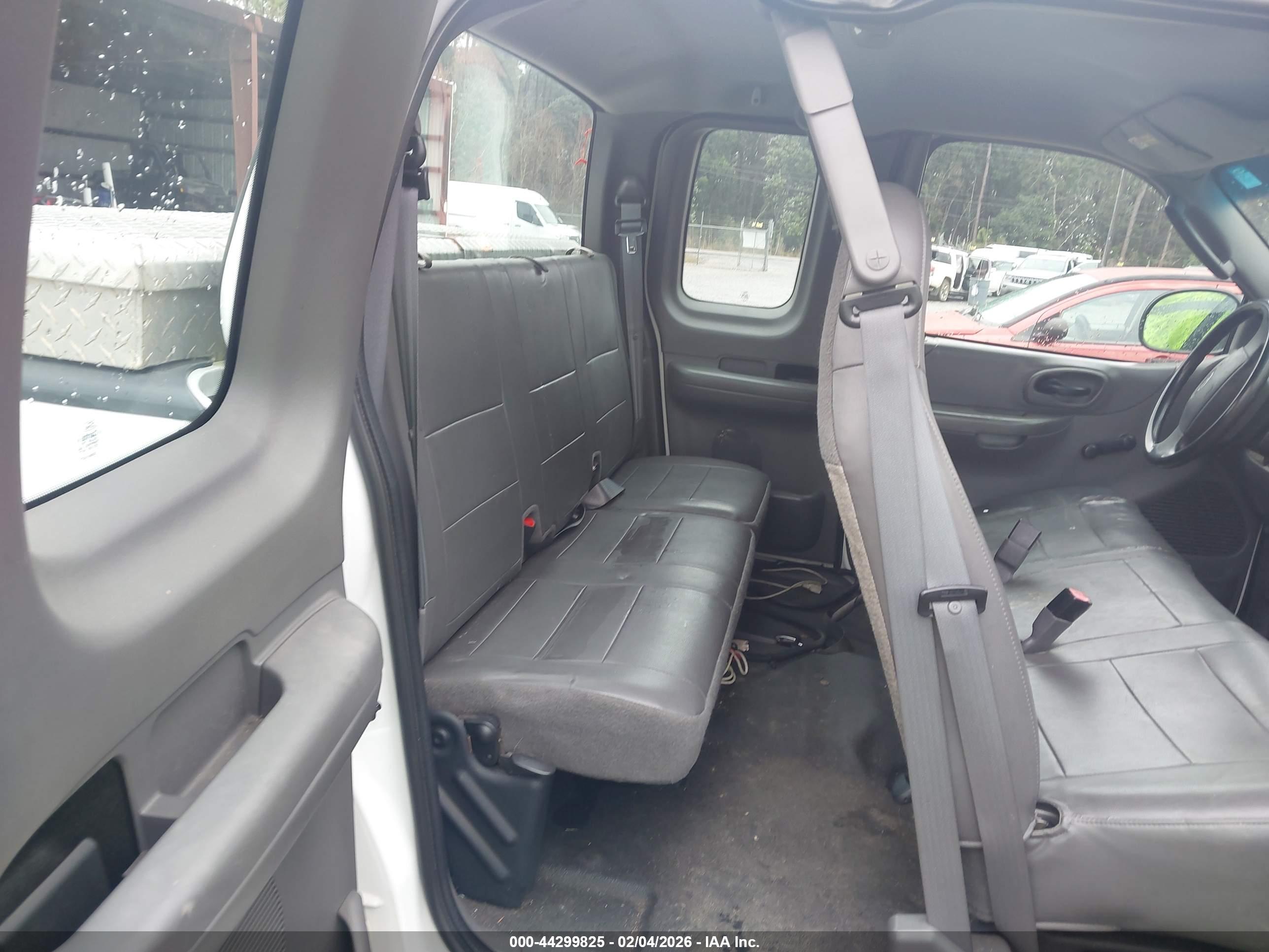 FORD F-150 image 8