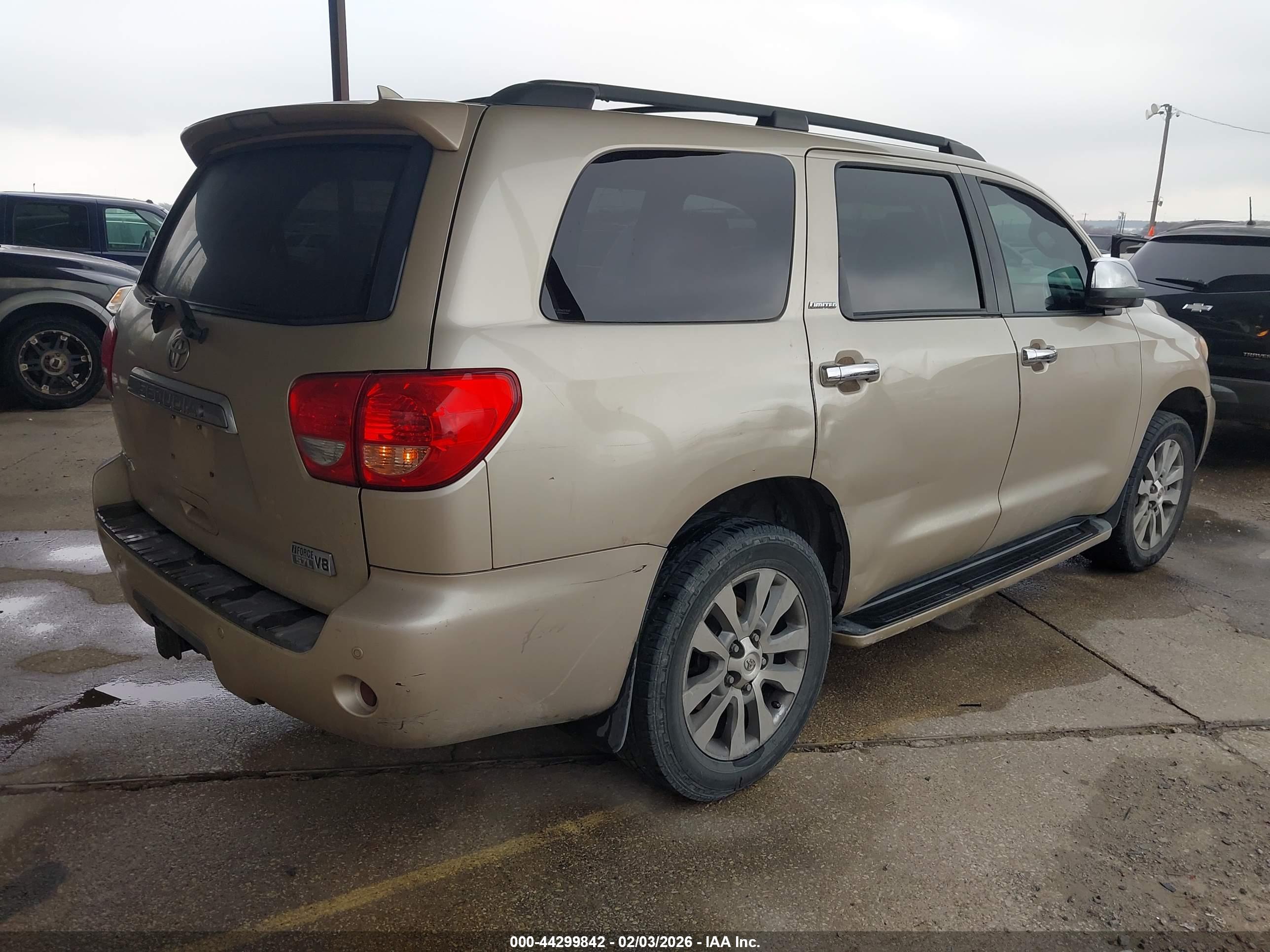 TOYOTA SEQUOIA image 4
