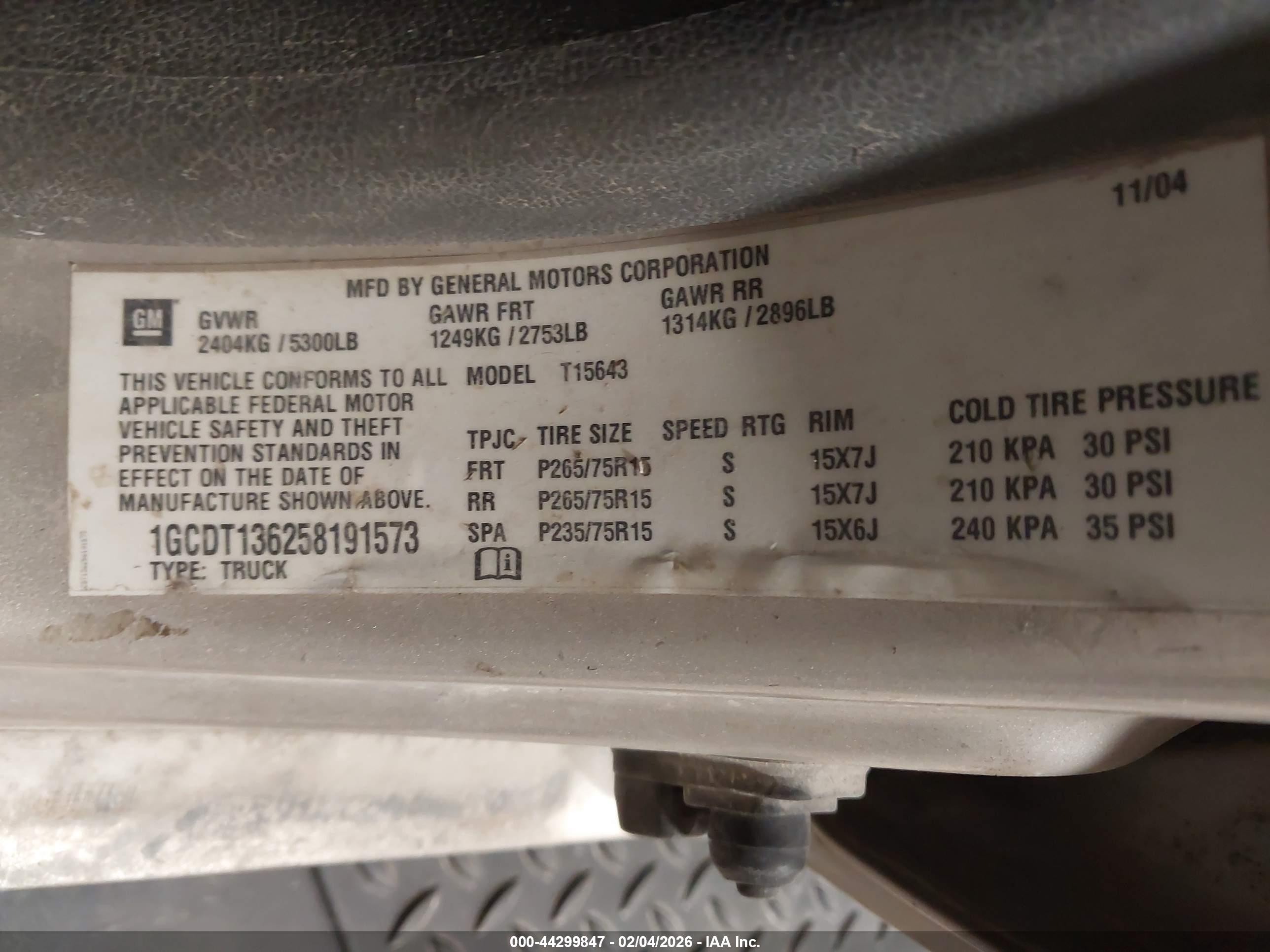 CHEVROLET COLORADO image 9