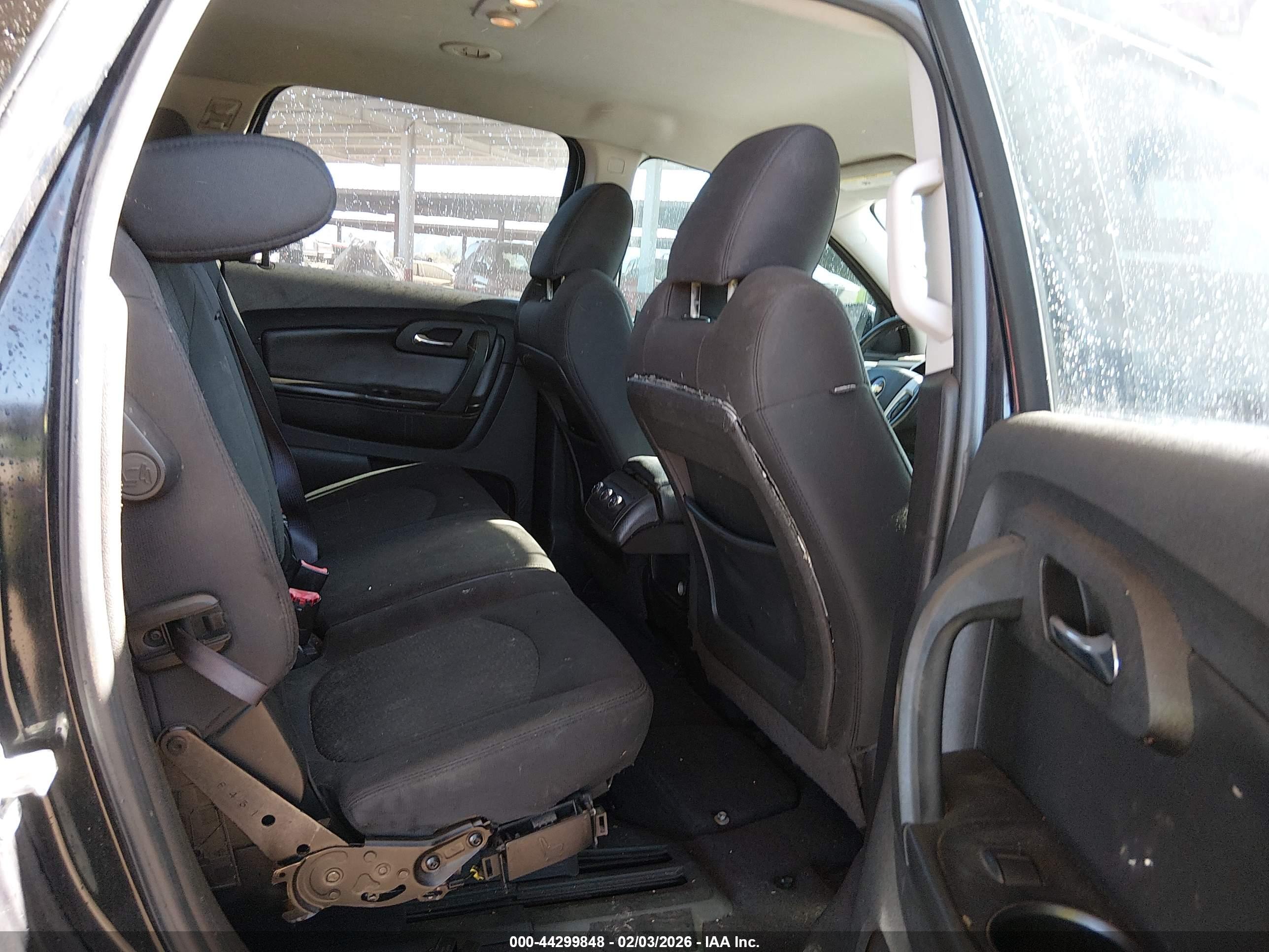 CHEVROLET TRAVERSE image 8