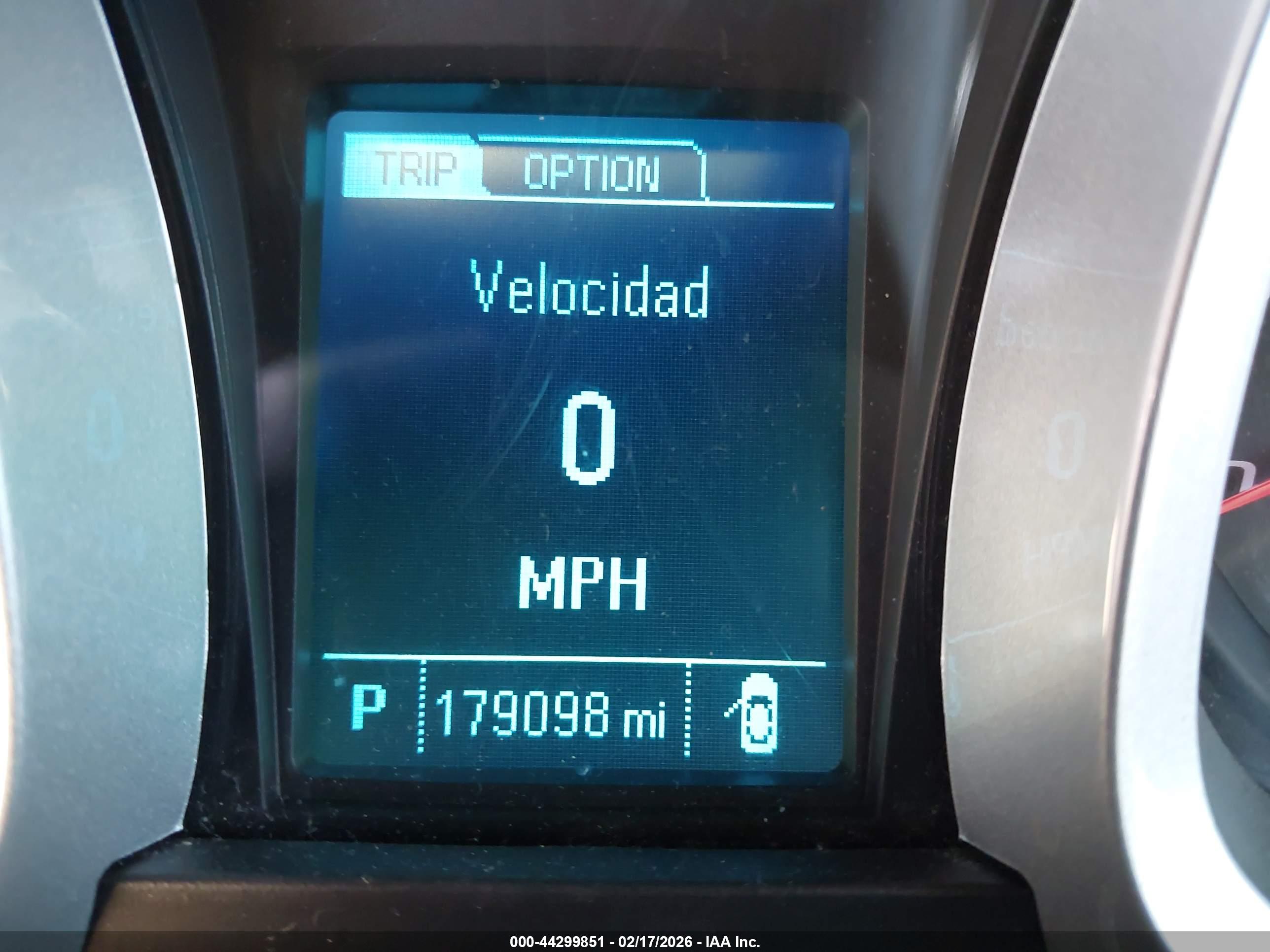 CHEVROLET EQUINOX image 7