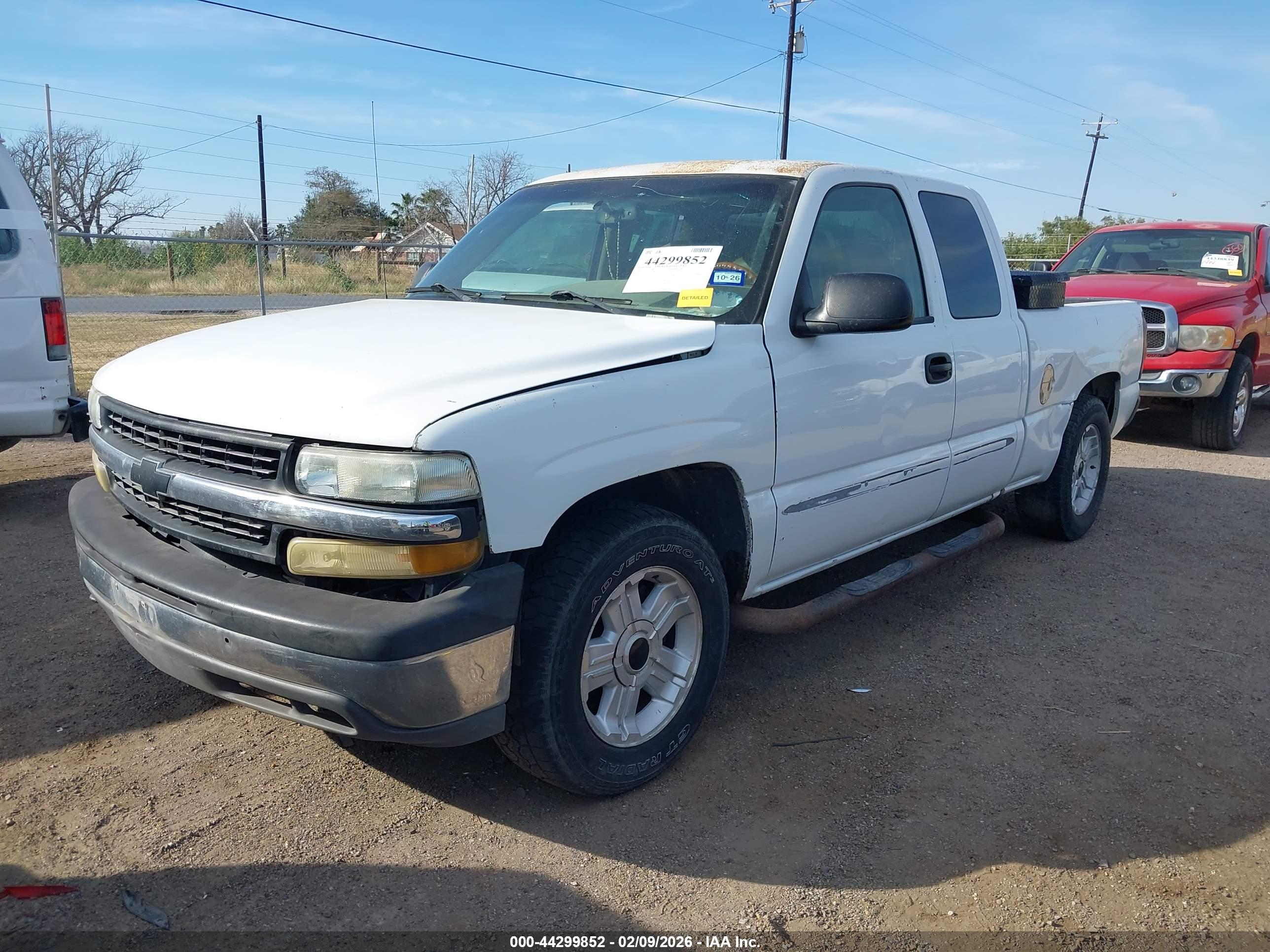 GMC SIERRA image 2