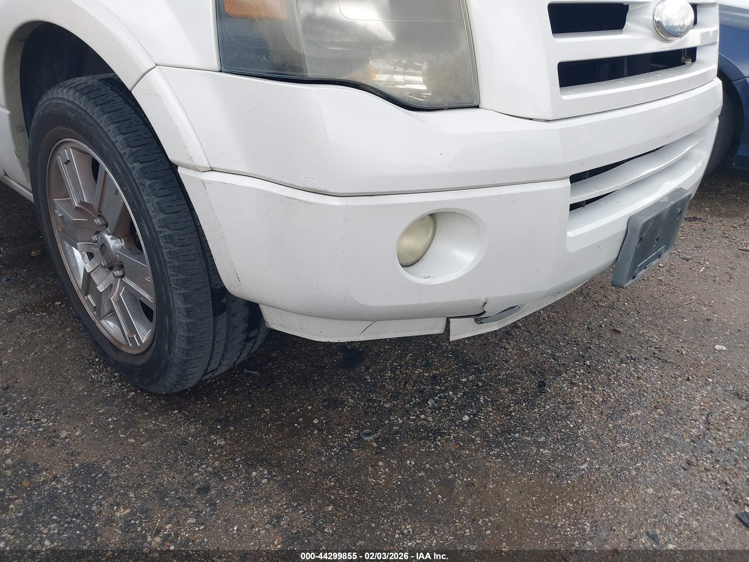 FORD EXPEDITION image 6