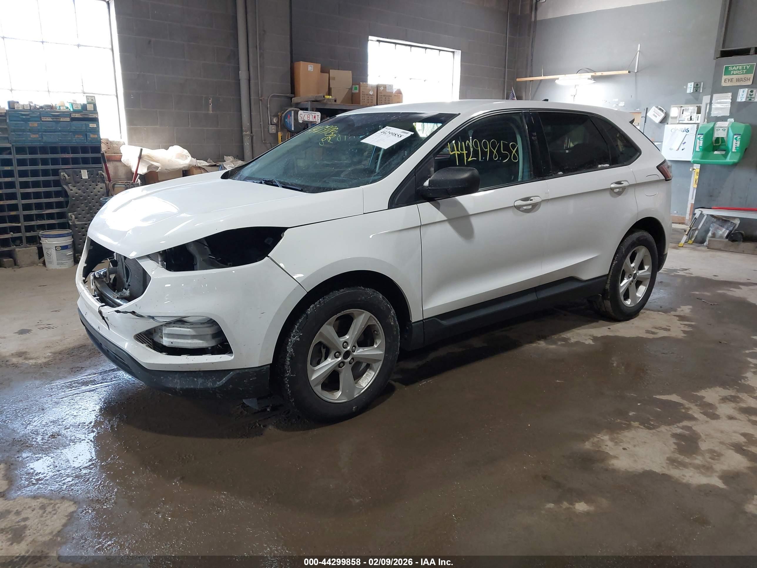 FORD EDGE image 2