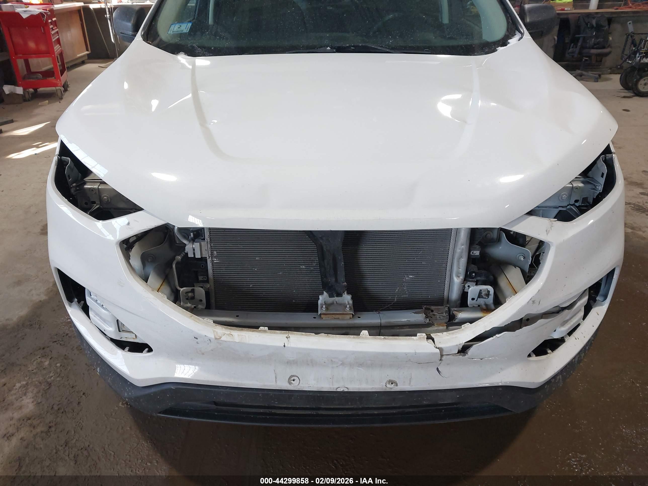 FORD EDGE image 6