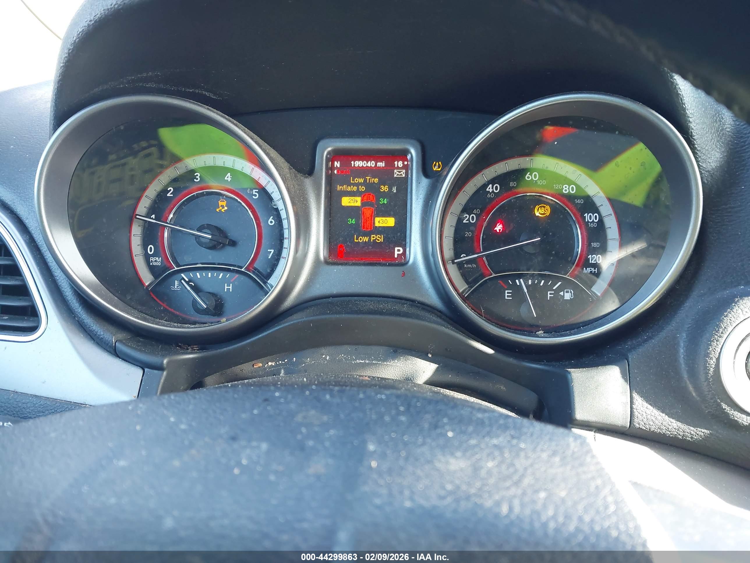 DODGE JOURNEY image 7