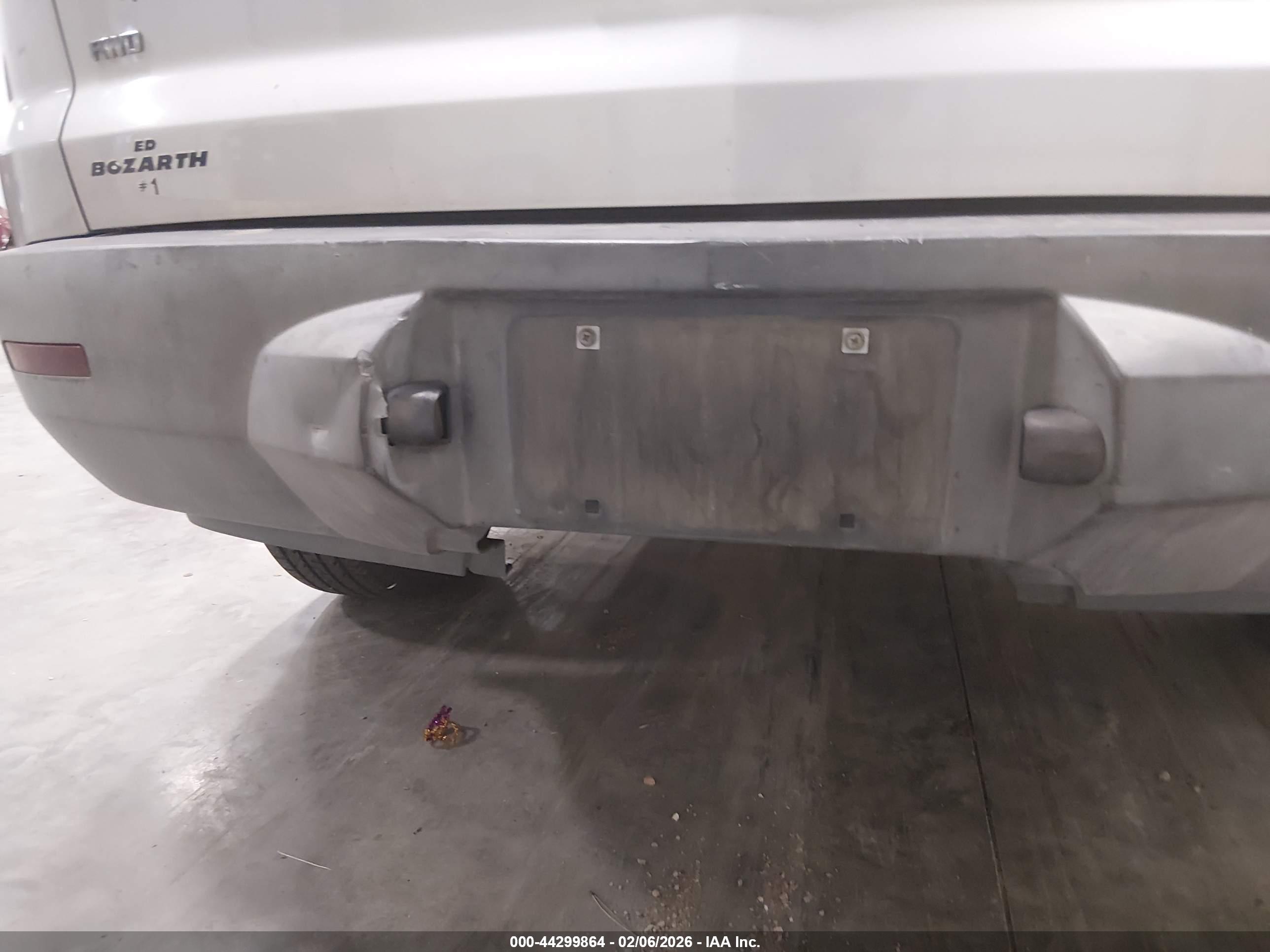CHEVROLET TRAVERSE image 6