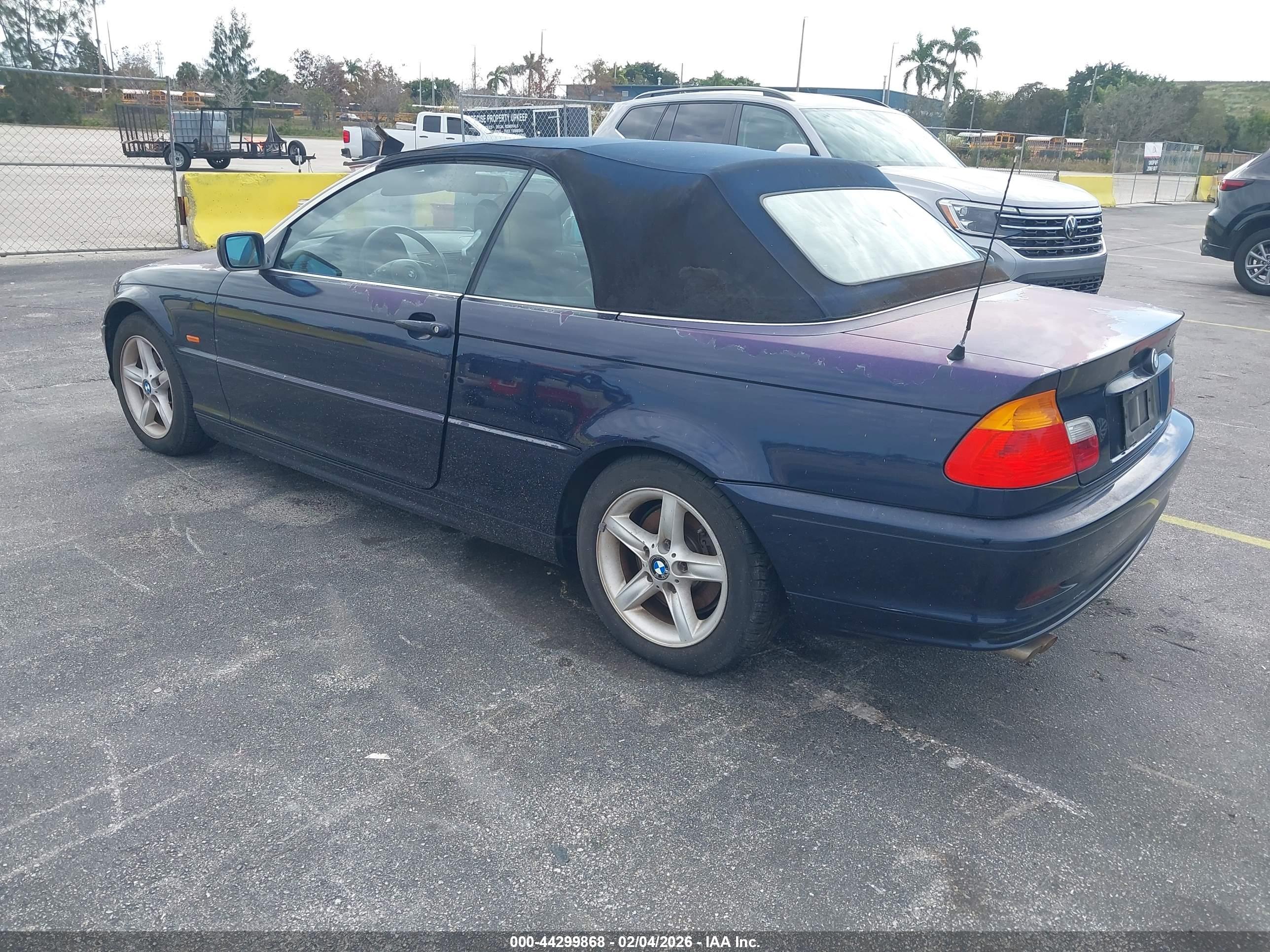 BMW 325CI image 3