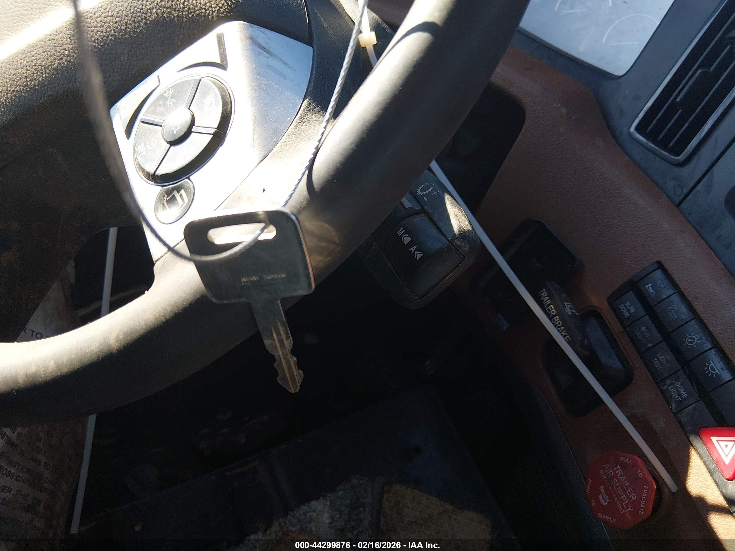 FREIGHTLINER NEW image 11