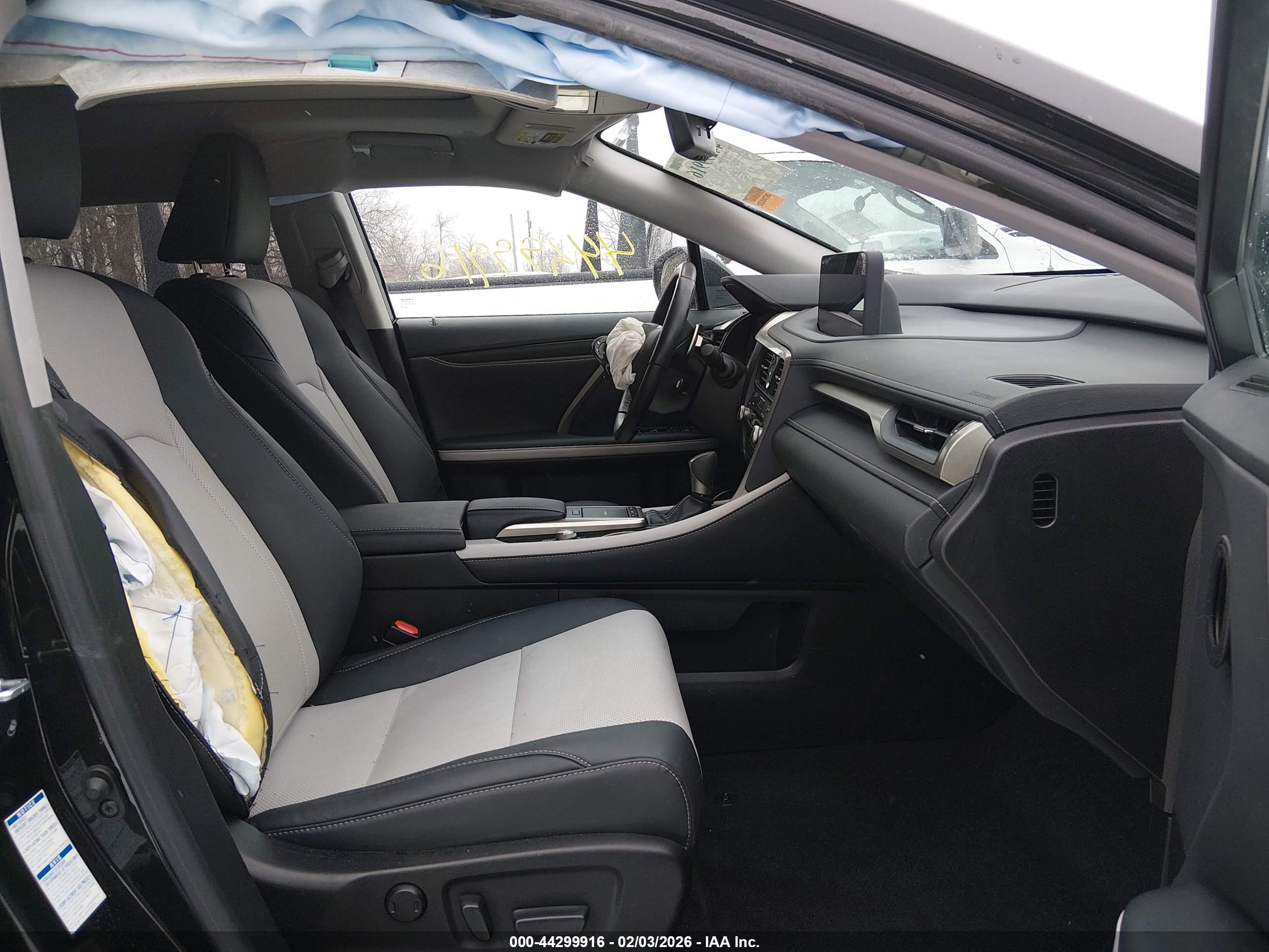 LEXUS RX image 5