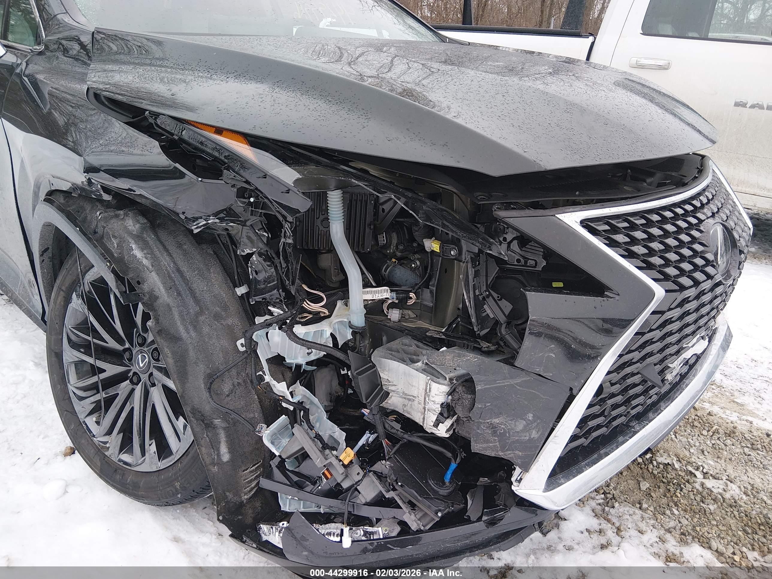 LEXUS RX image 6