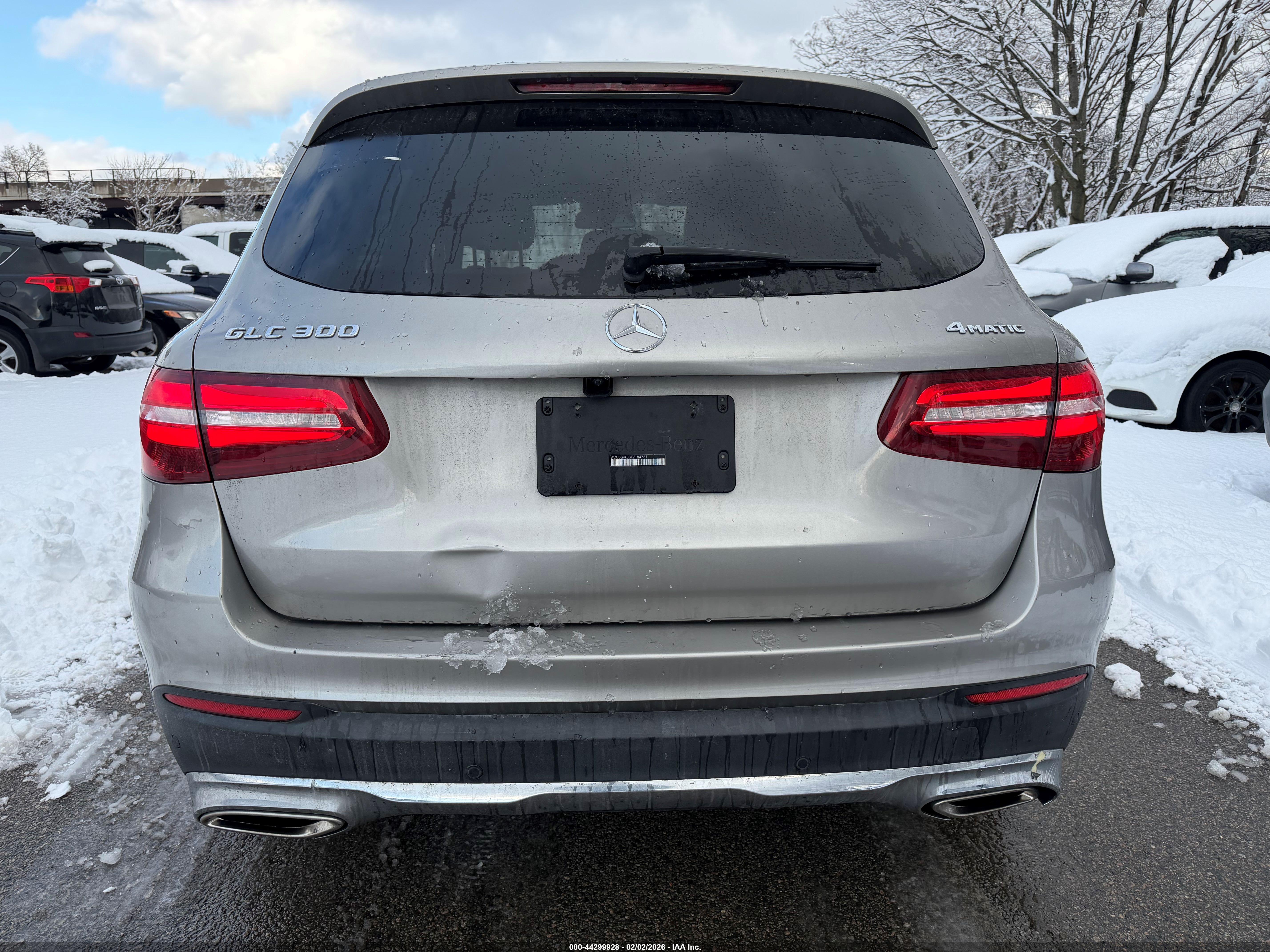 MERCEDES-BENZ GLC image 6