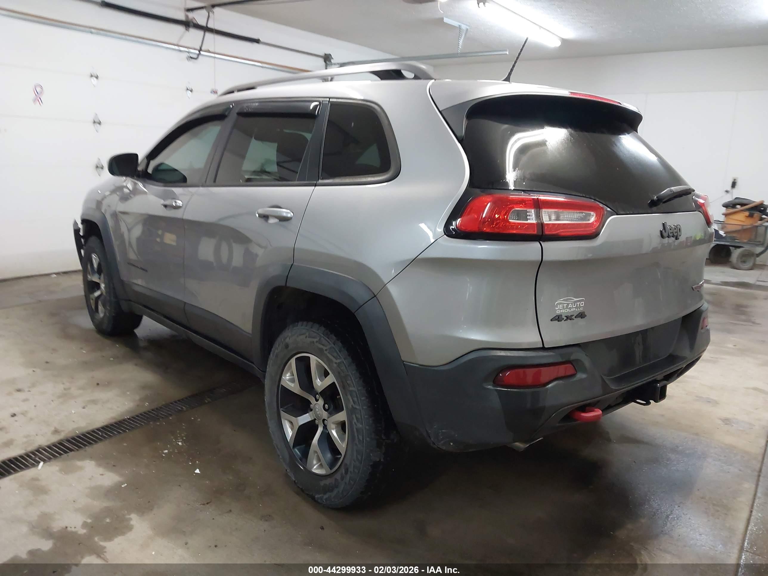 JEEP CHEROKEE image 3