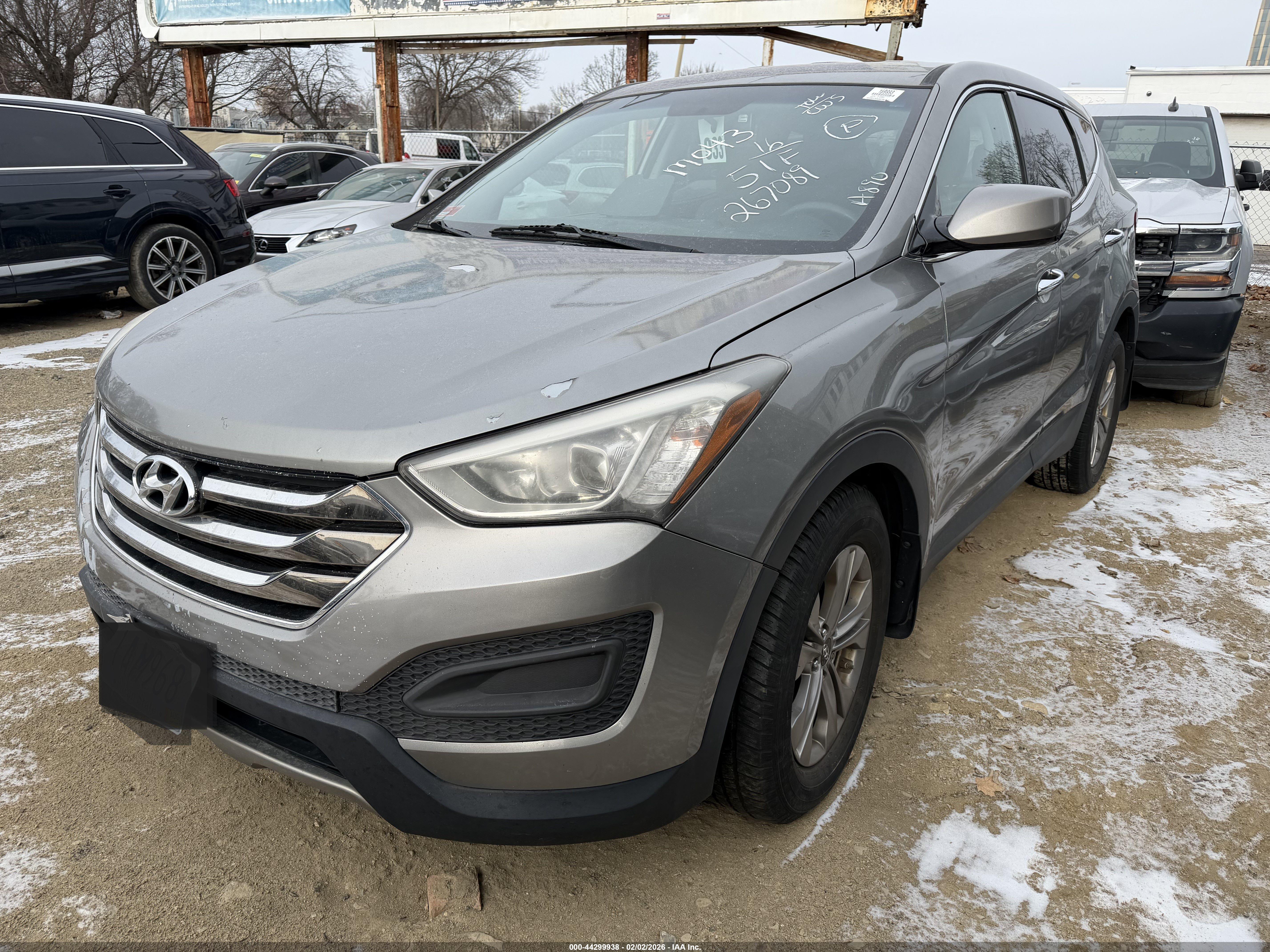 HYUNDAI SANTA image 2
