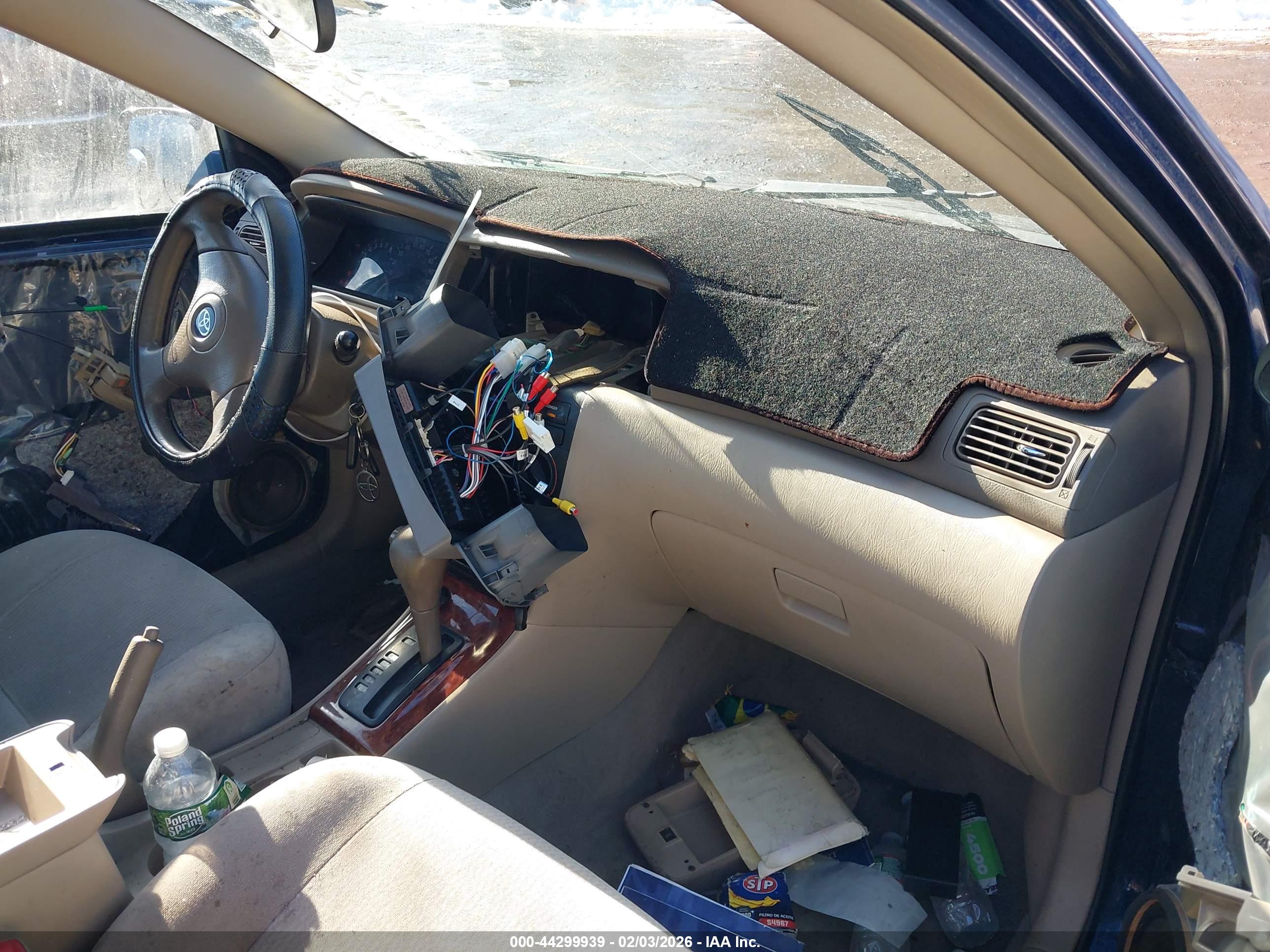 TOYOTA COROLLA image 5