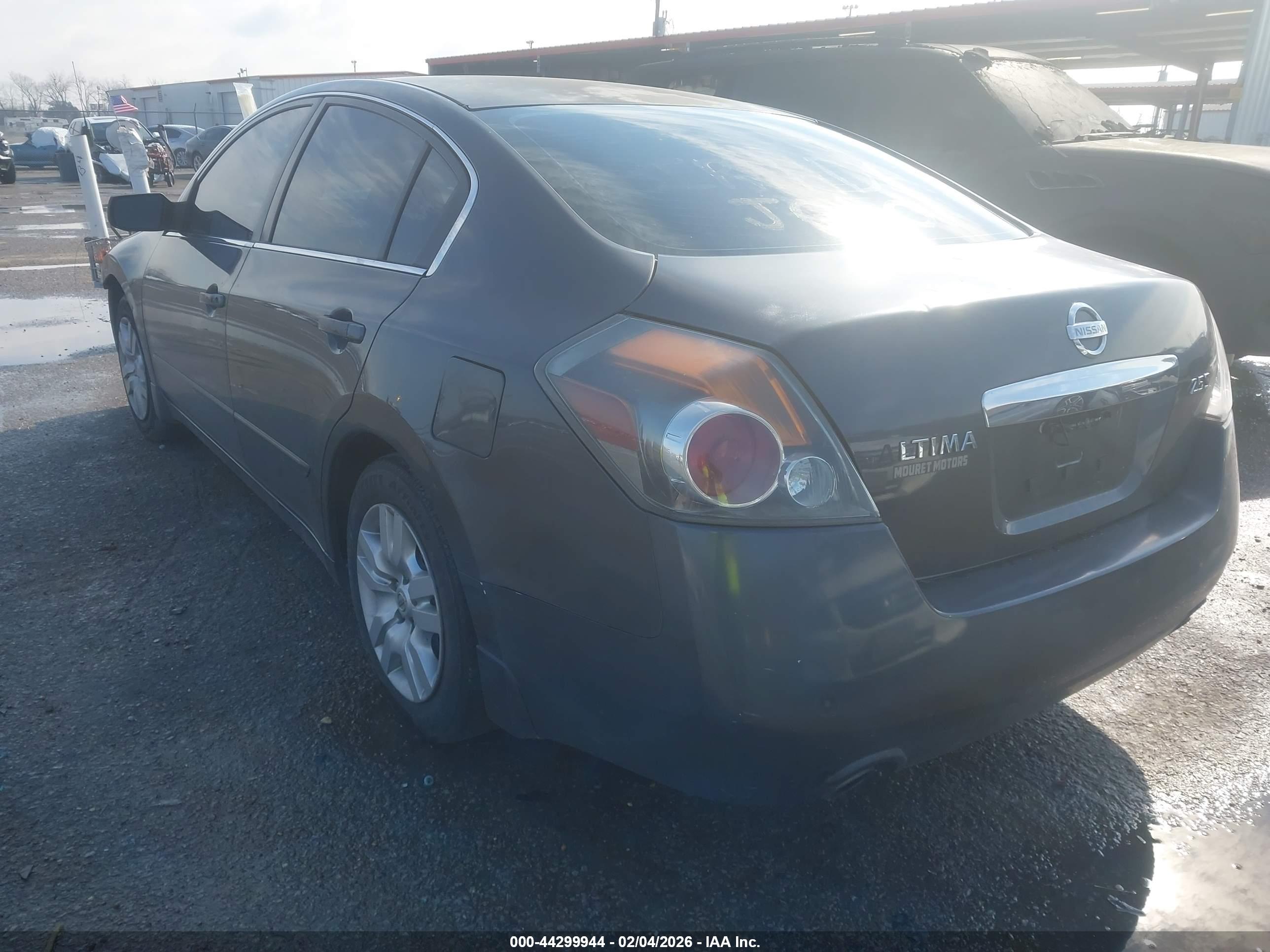 NISSAN ALTIMA image 3