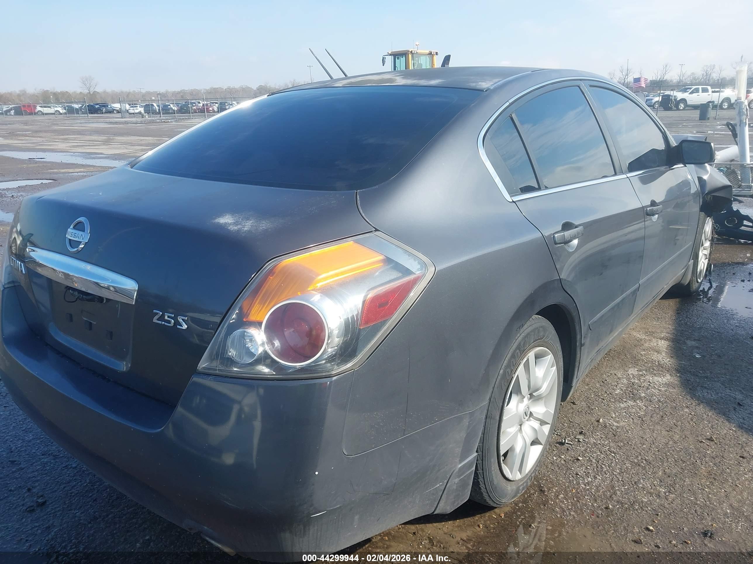 NISSAN ALTIMA image 4