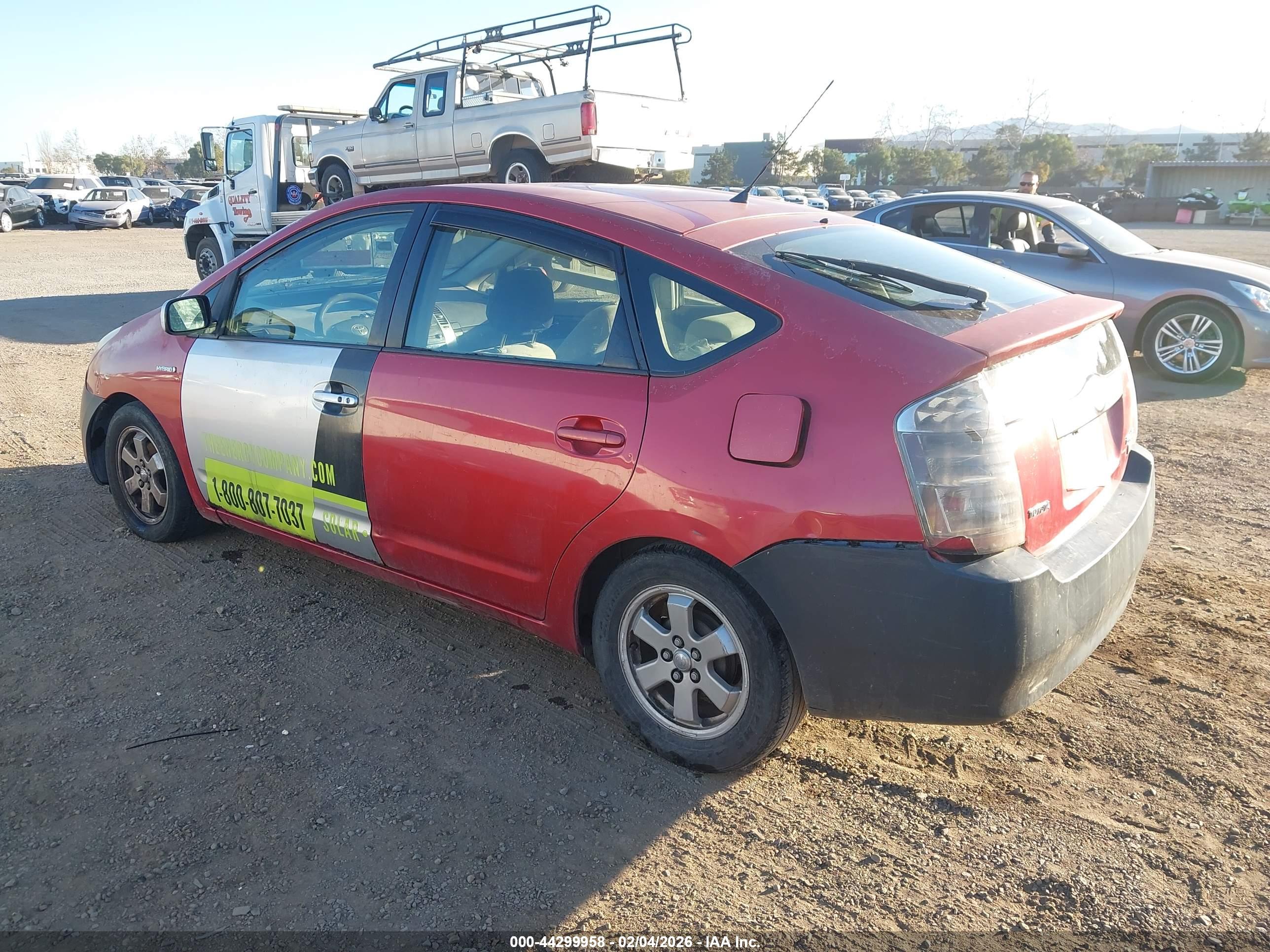 TOYOTA PRIUS image 3