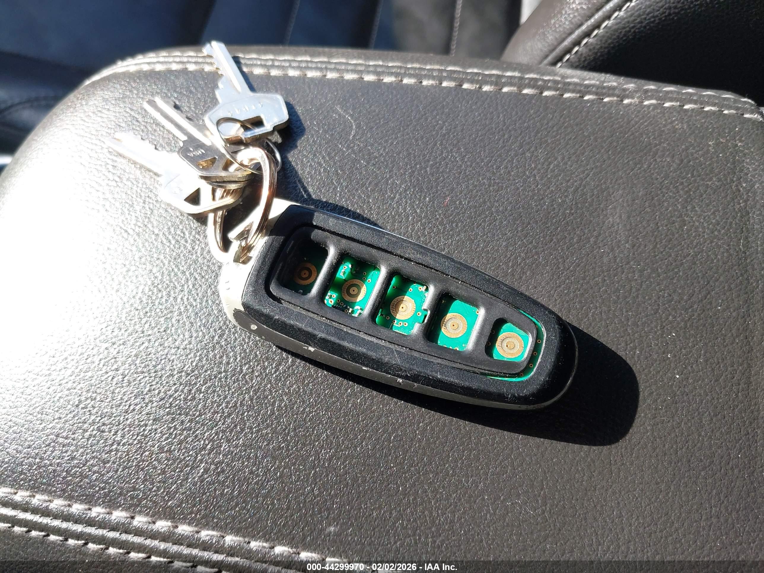 FORD ESCAPE image 11