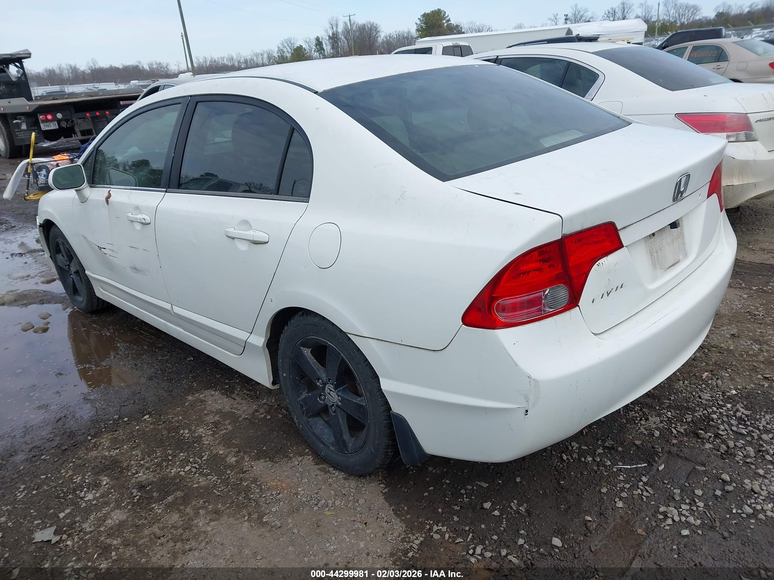 HONDA CIVIC image 3