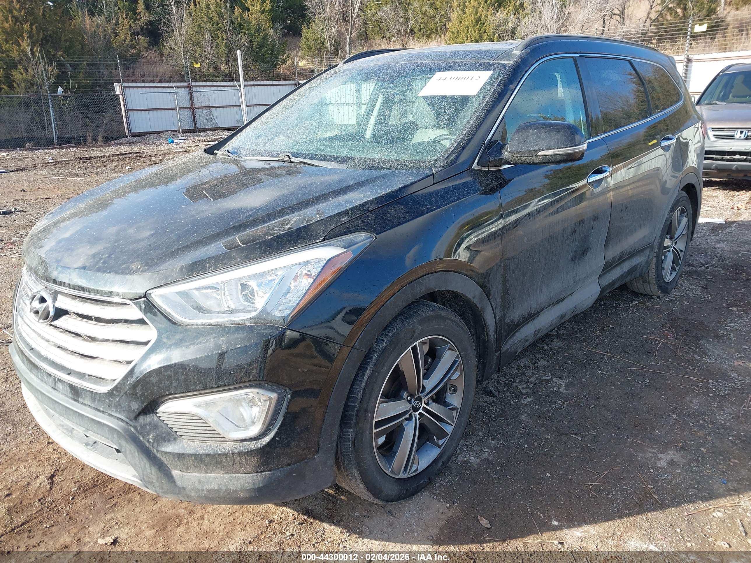 HYUNDAI SANTA image 2