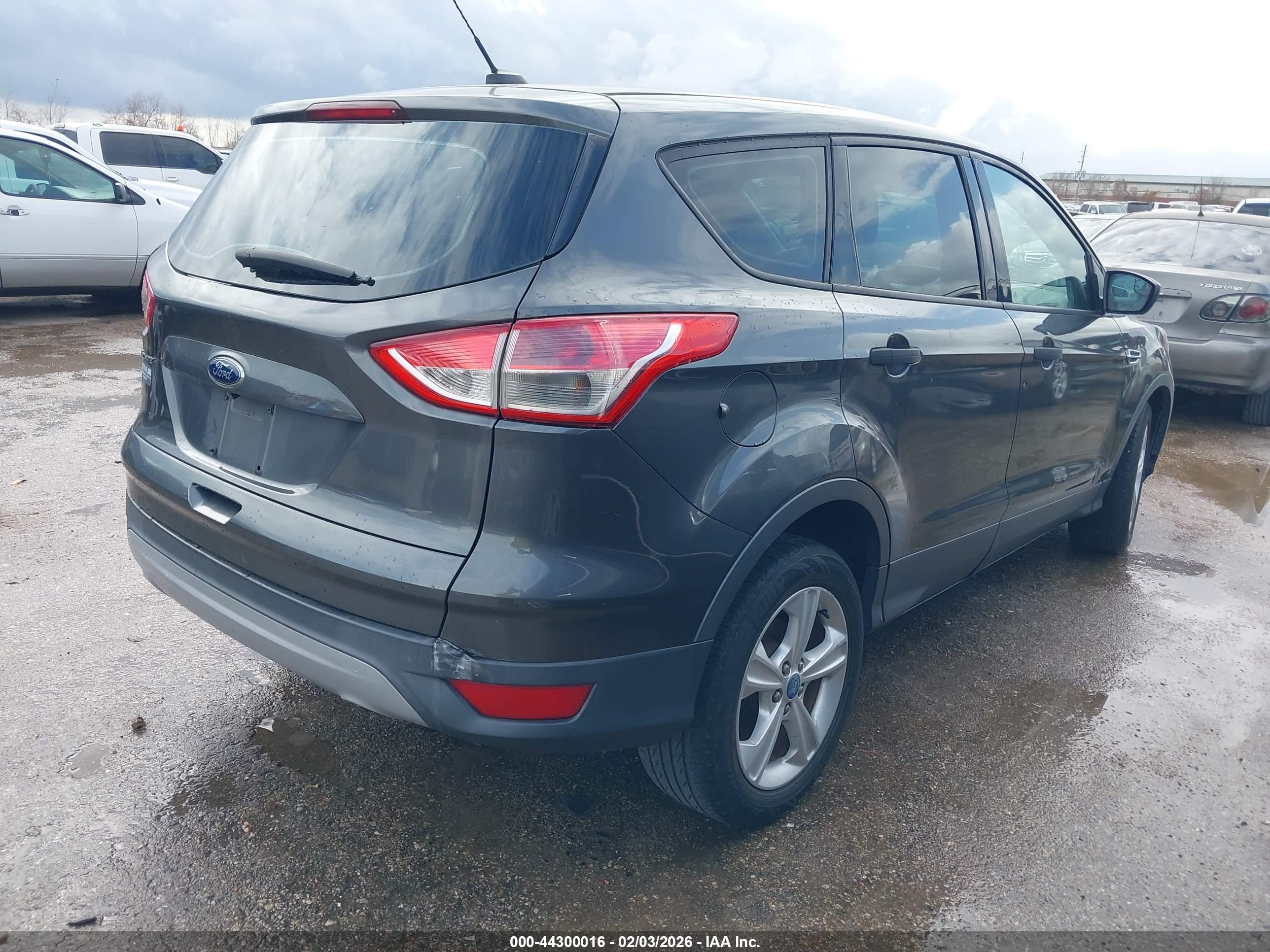 FORD ESCAPE image 4