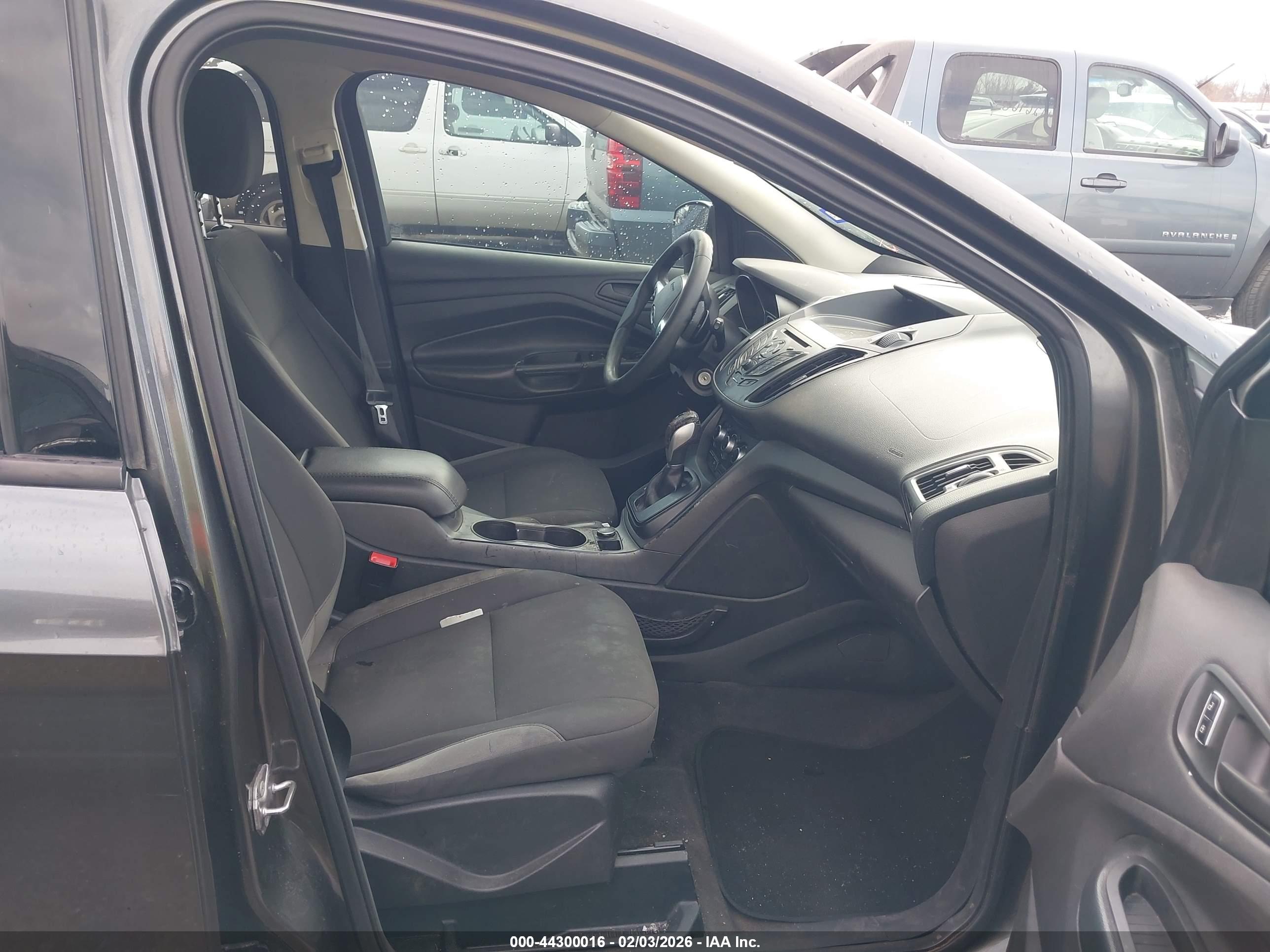 FORD ESCAPE image 5