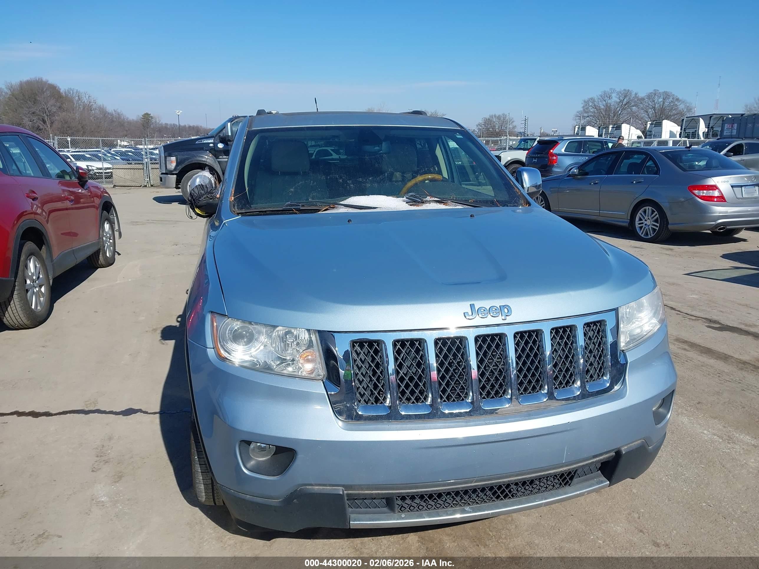 JEEP GRAND image 6