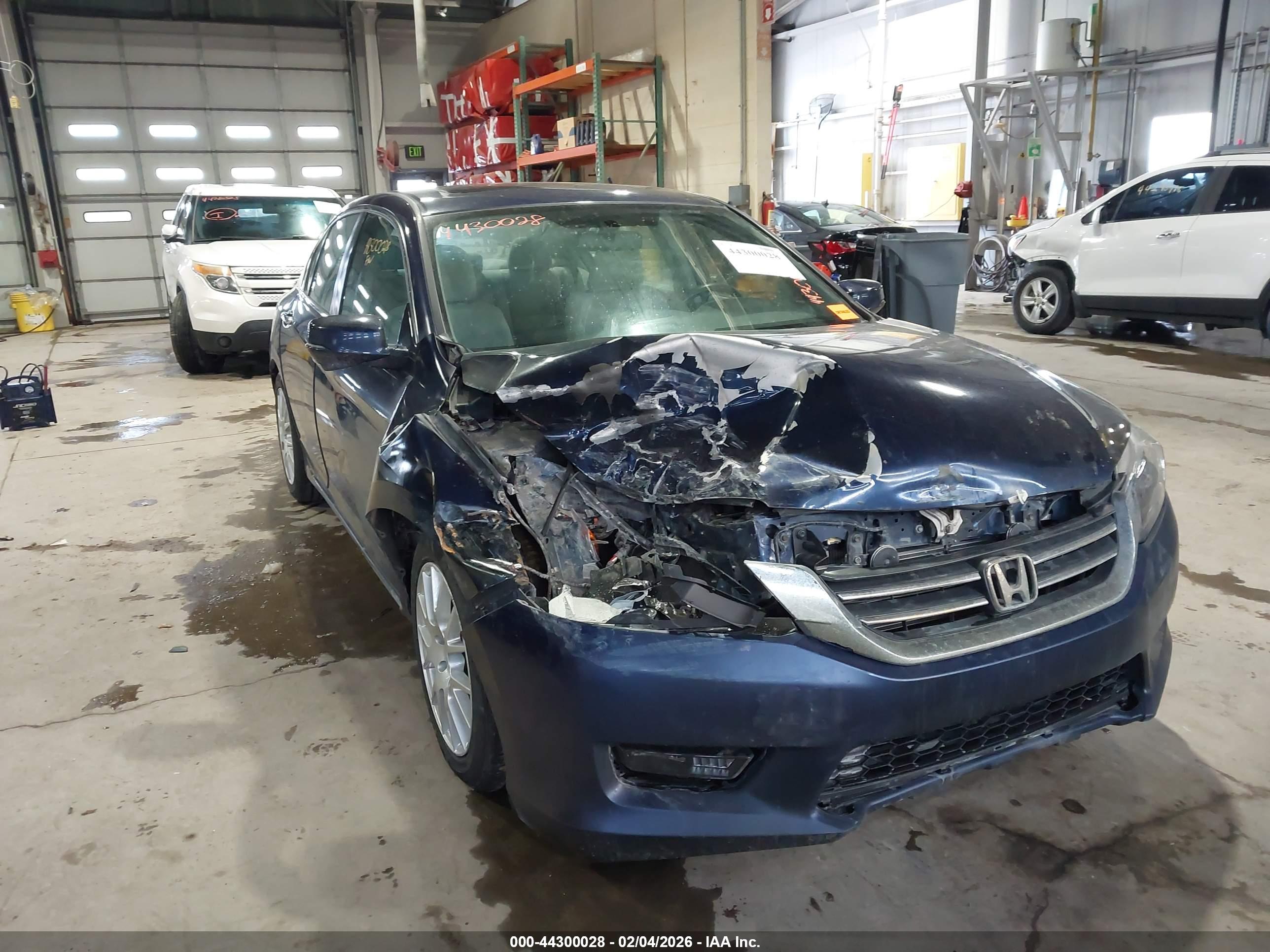 HONDA ACCORD image 6