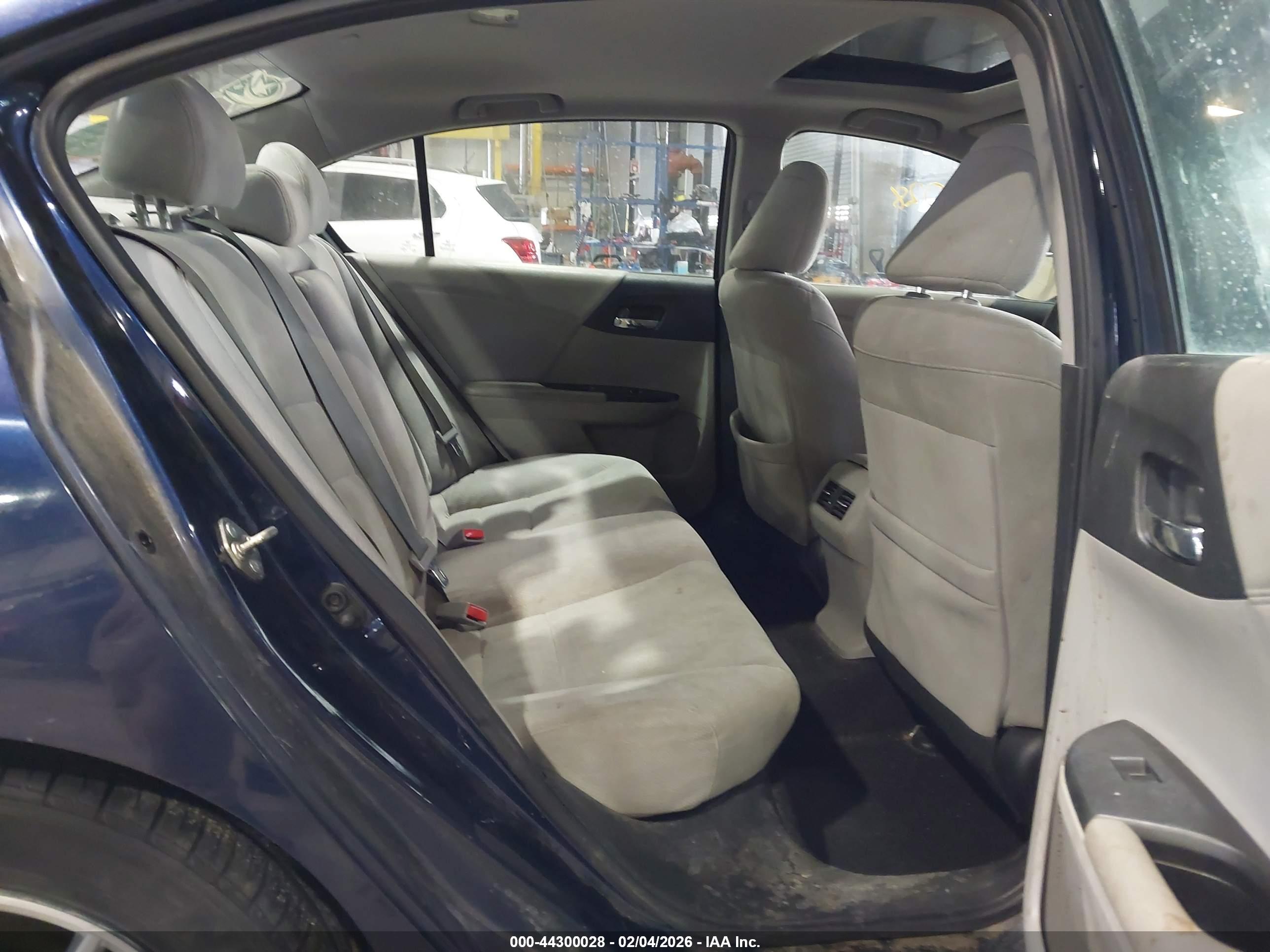 HONDA ACCORD image 8