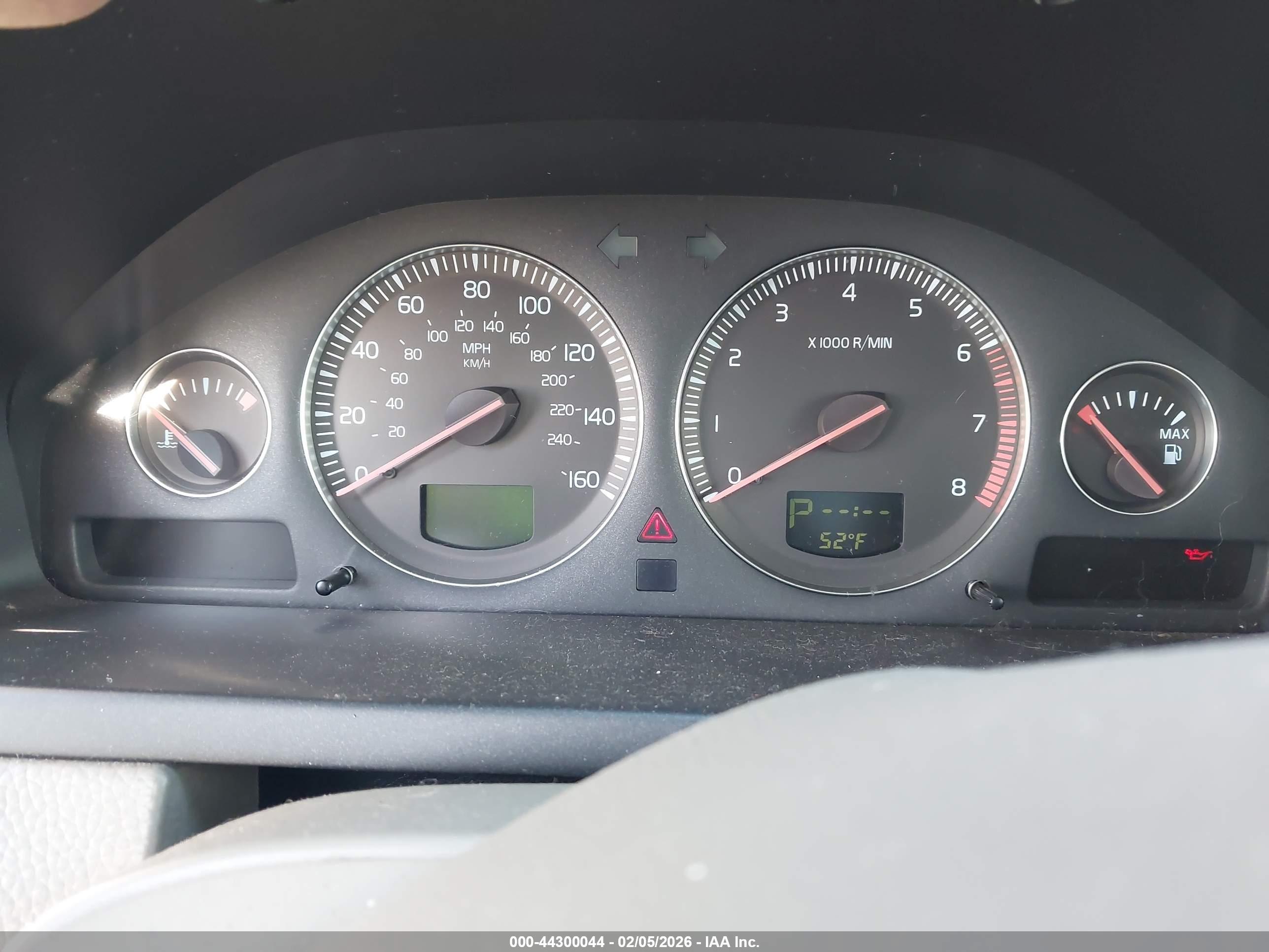 VOLVO XC90 image 7