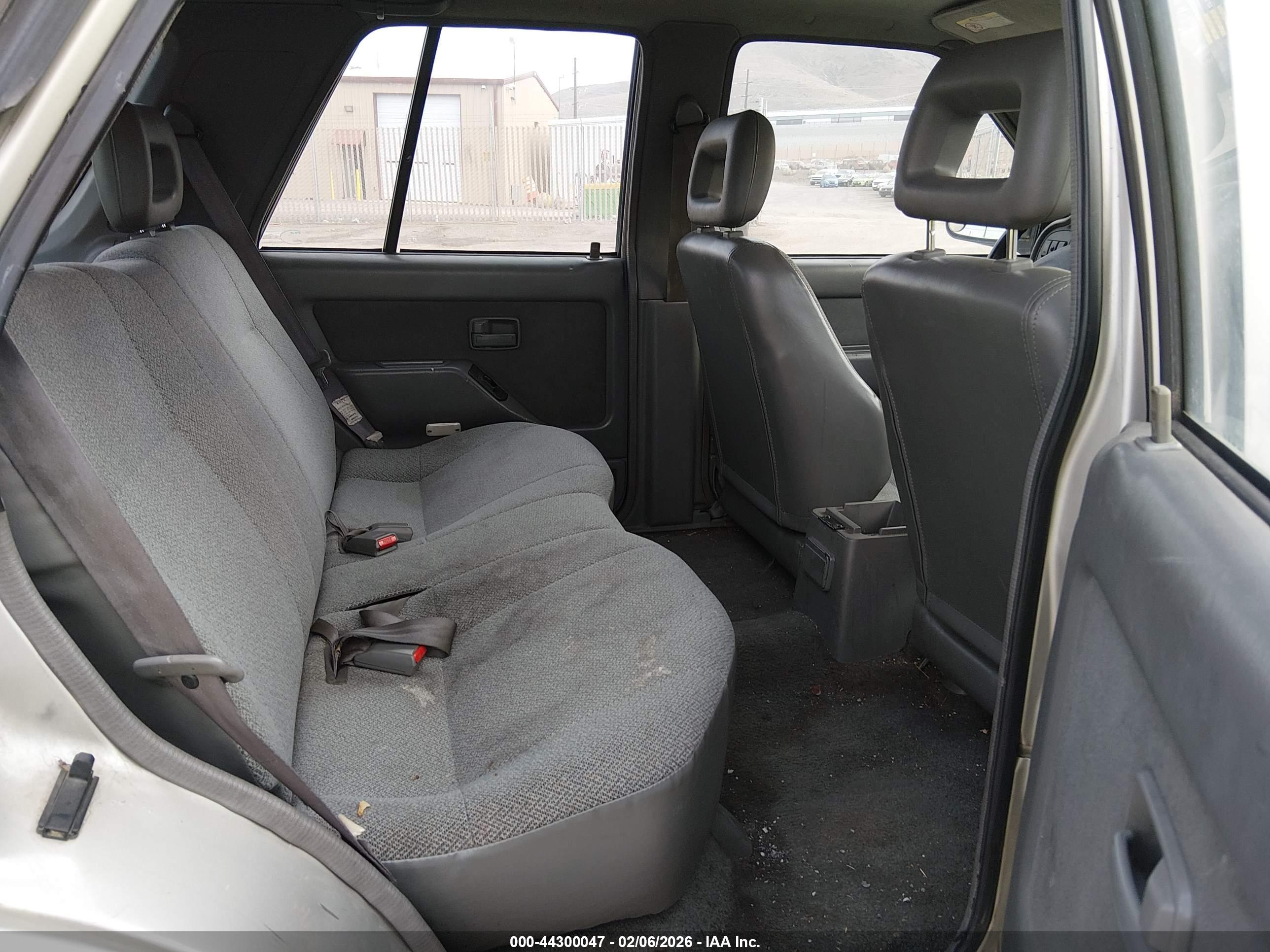 ISUZU RODEO image 8