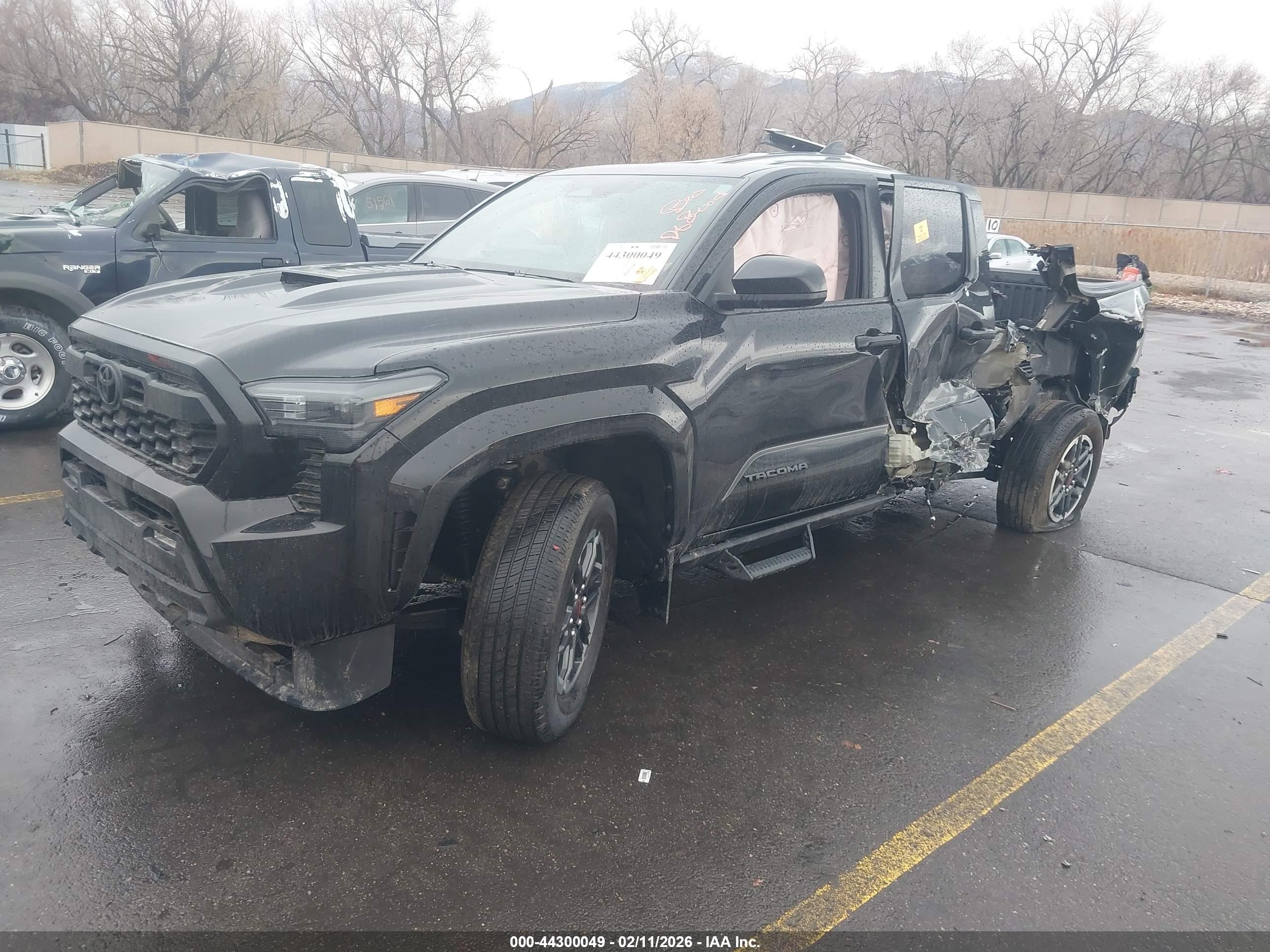 TOYOTA TACOMA image 2