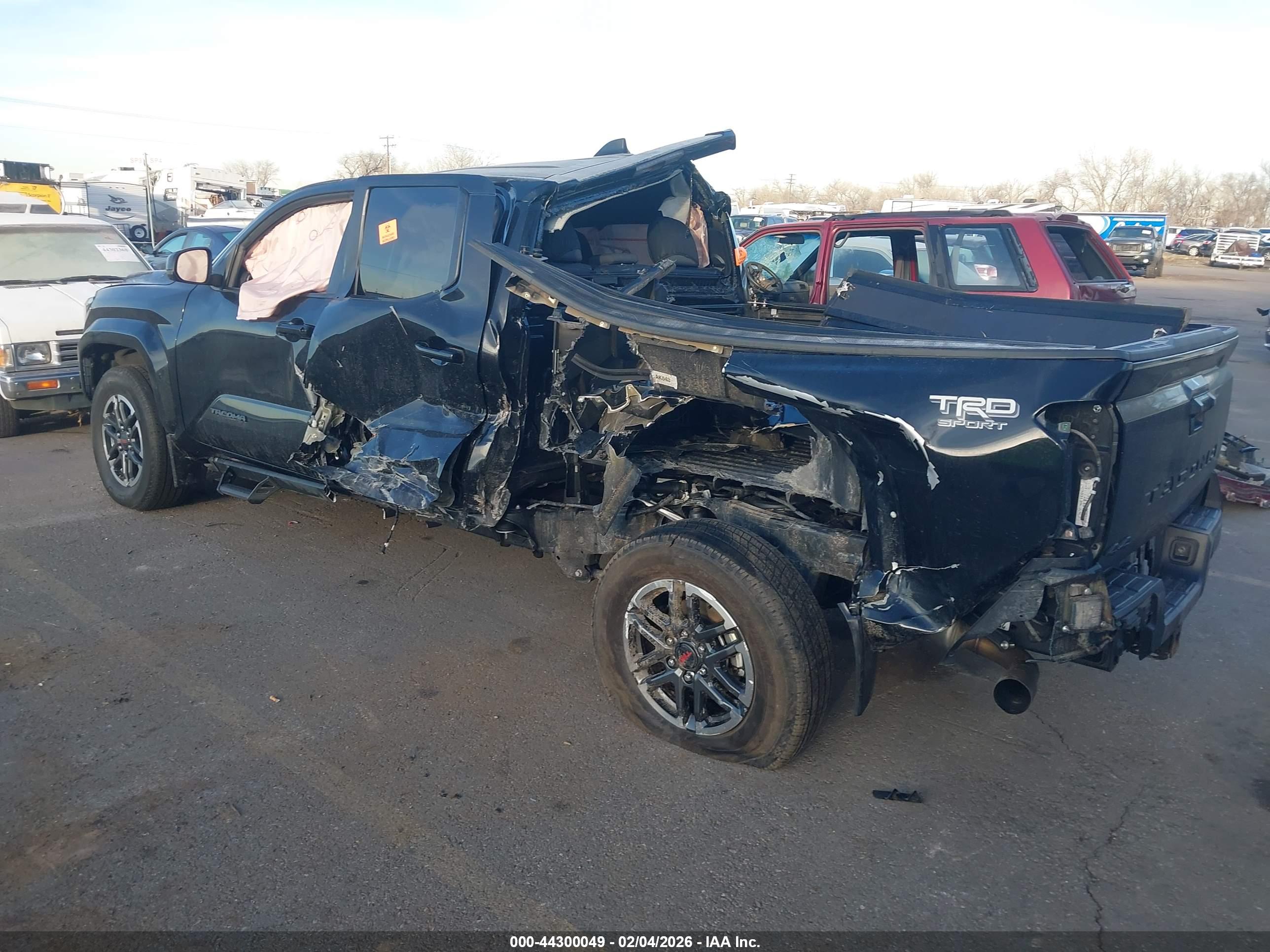 TOYOTA TACOMA image 3