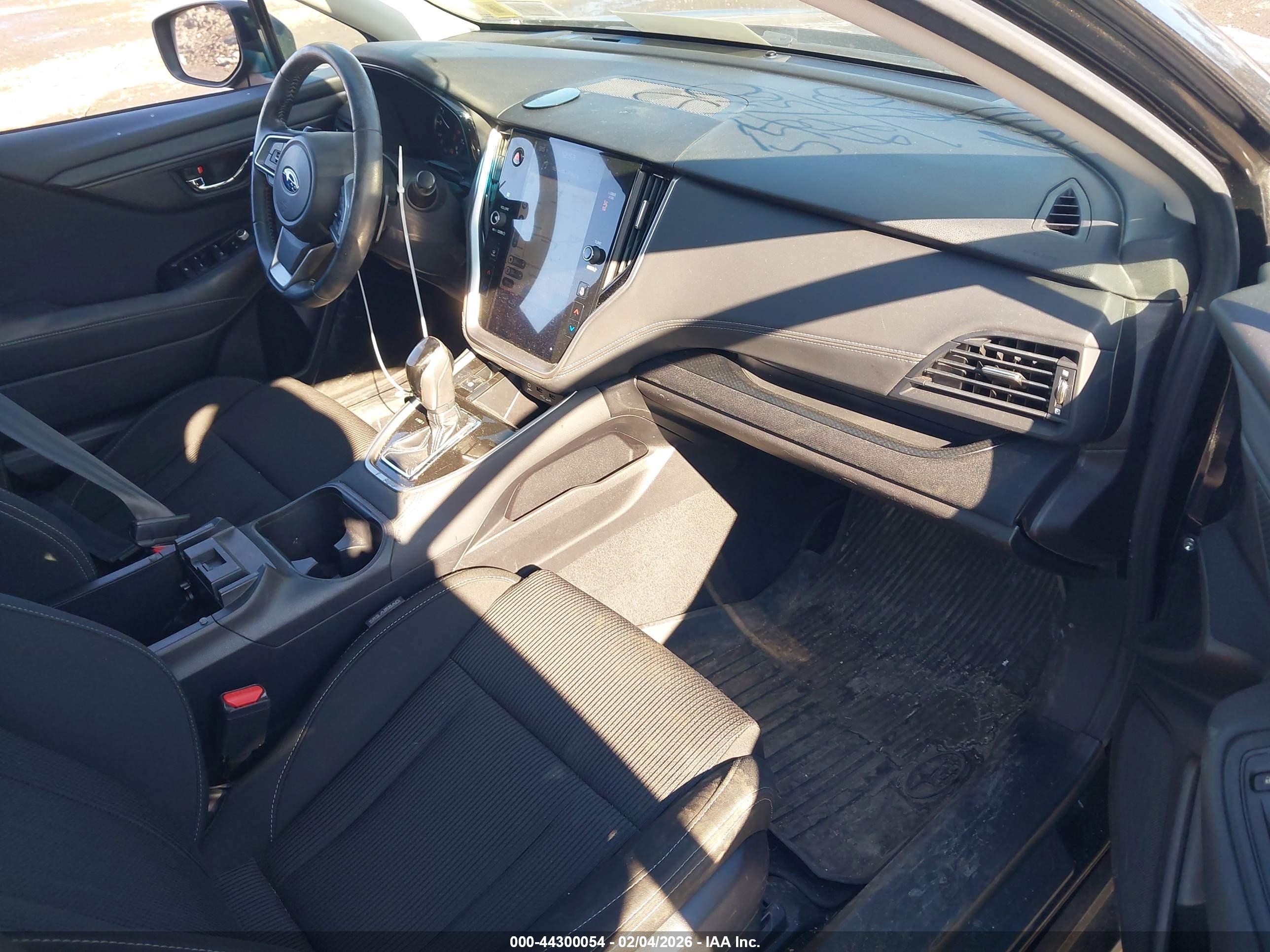 SUBARU LEGACY image 5