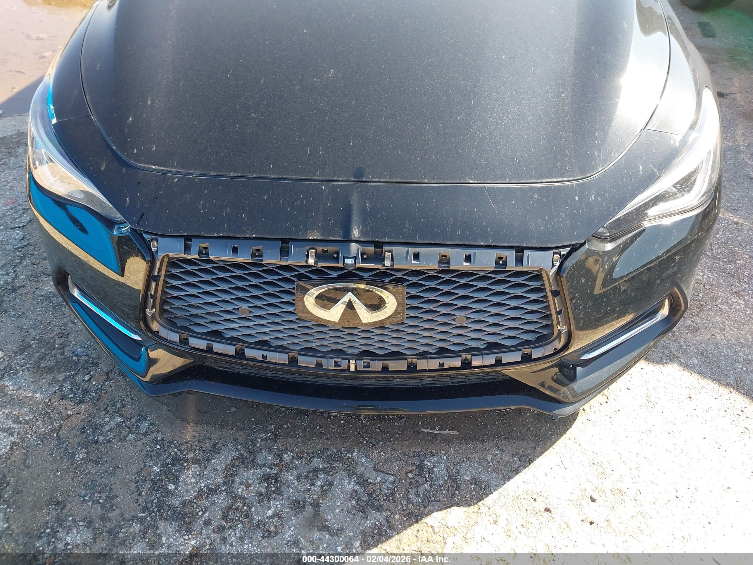 INFINITI Q60 image 6