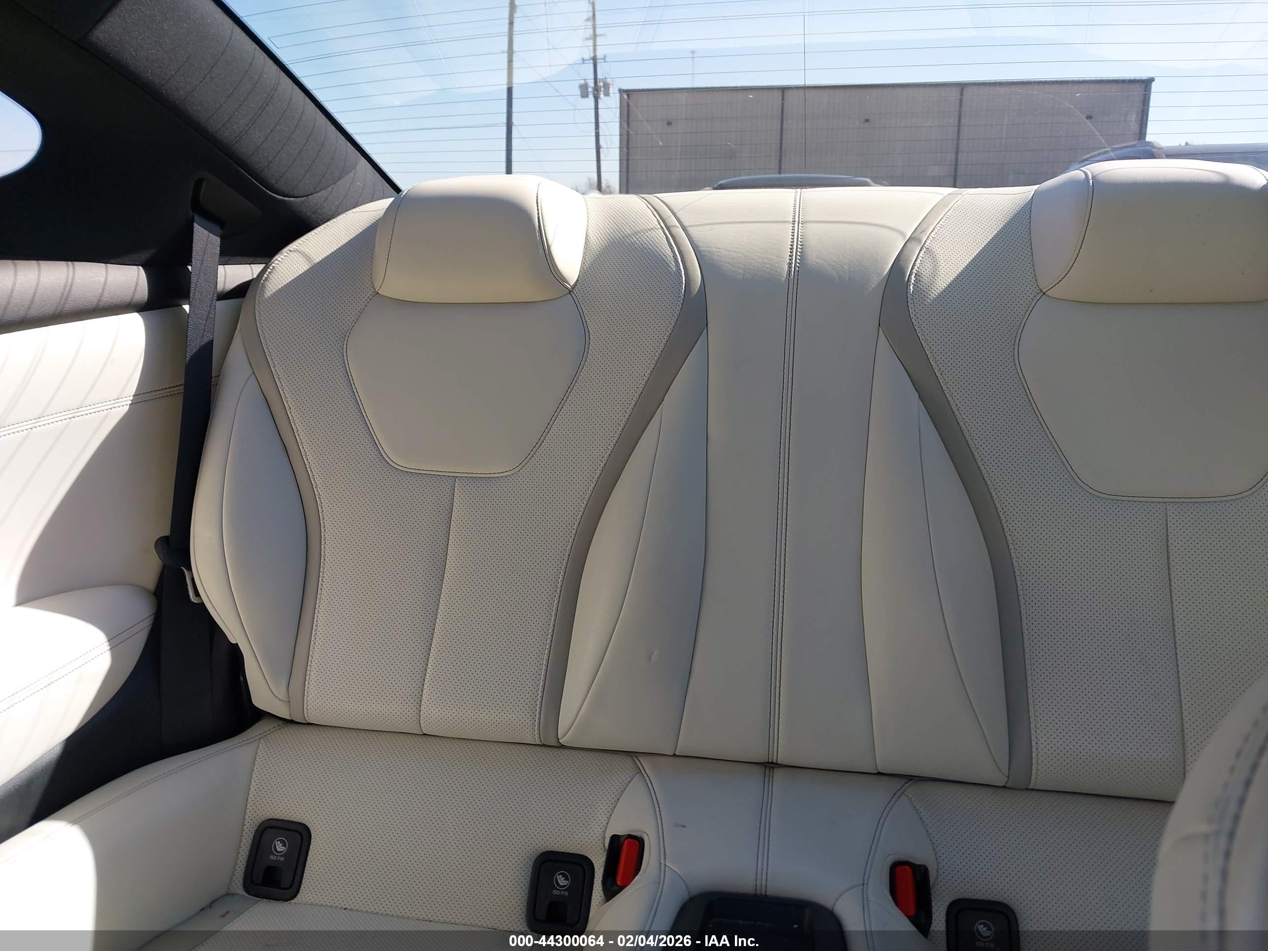 INFINITI Q60 image 8