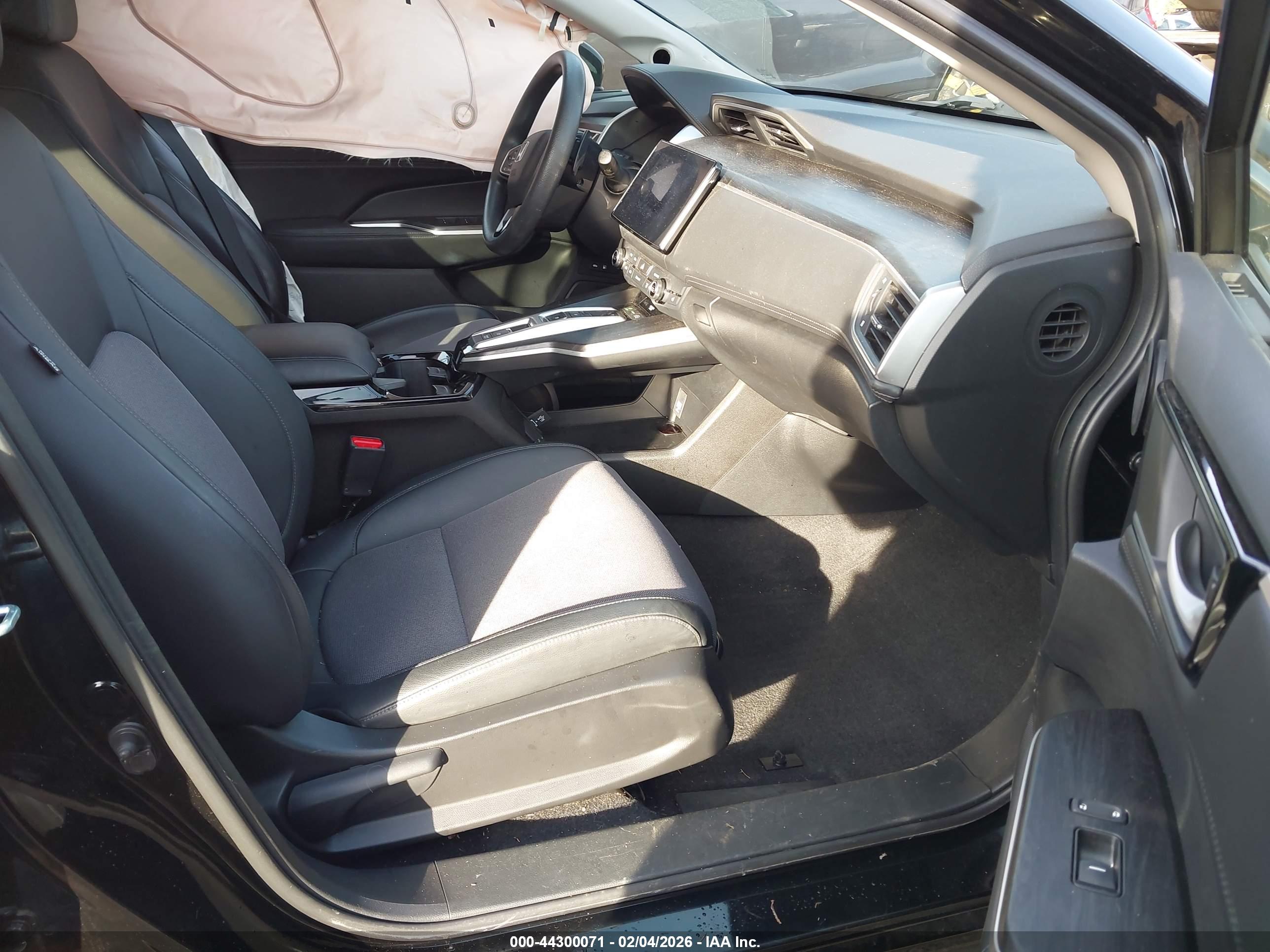 HONDA CLARITY image 5