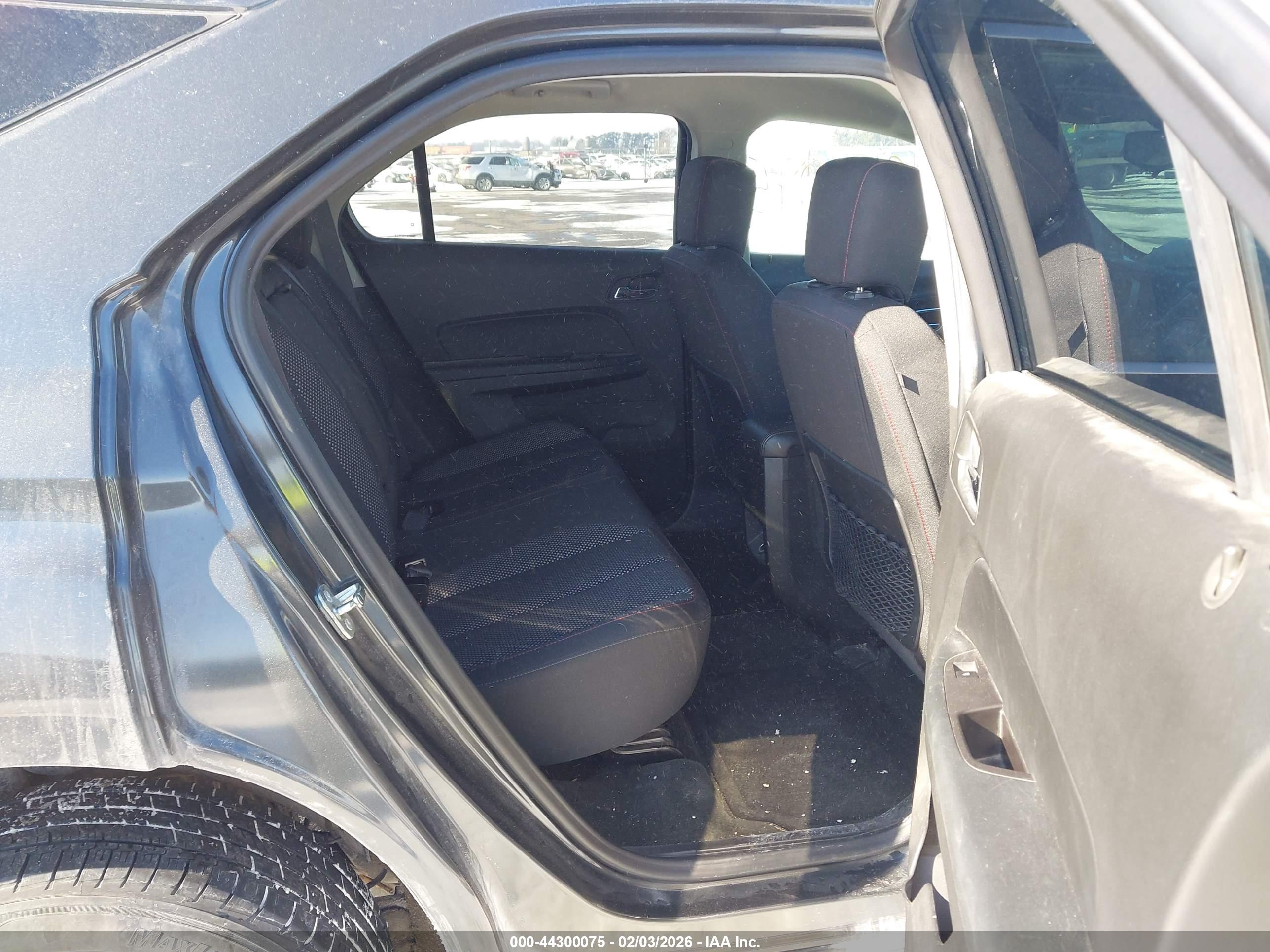 CHEVROLET EQUINOX image 8