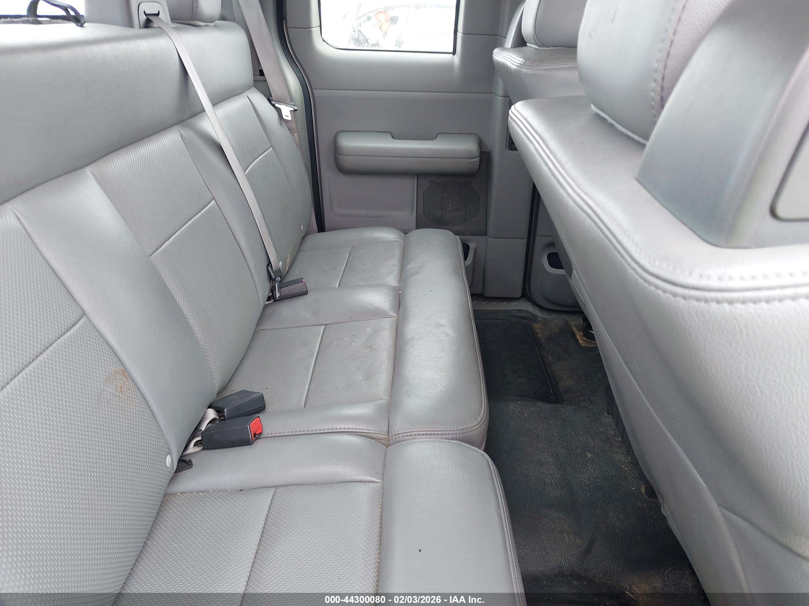 FORD F-150 image 8