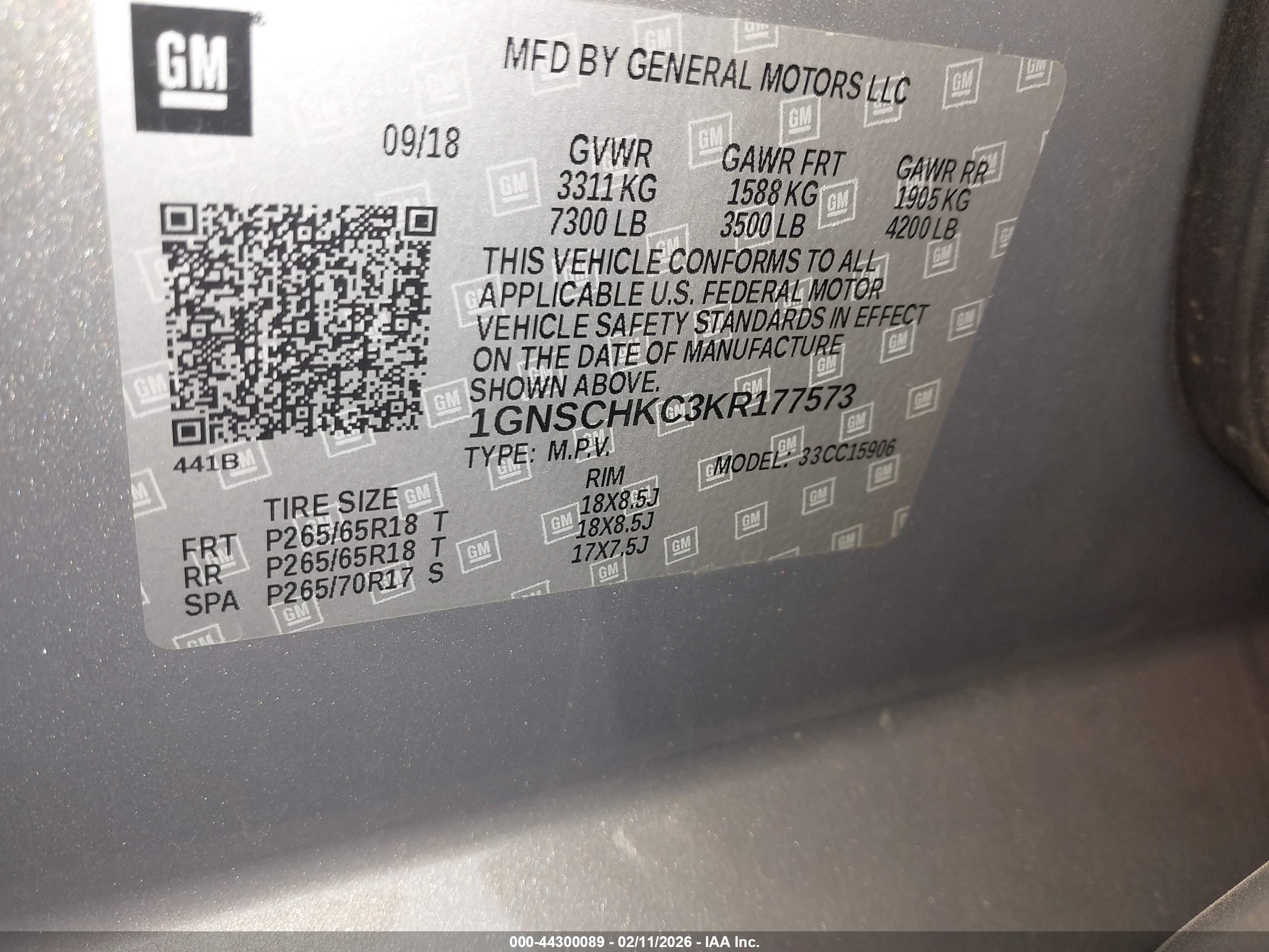 CHEVROLET SUBURBAN image 9