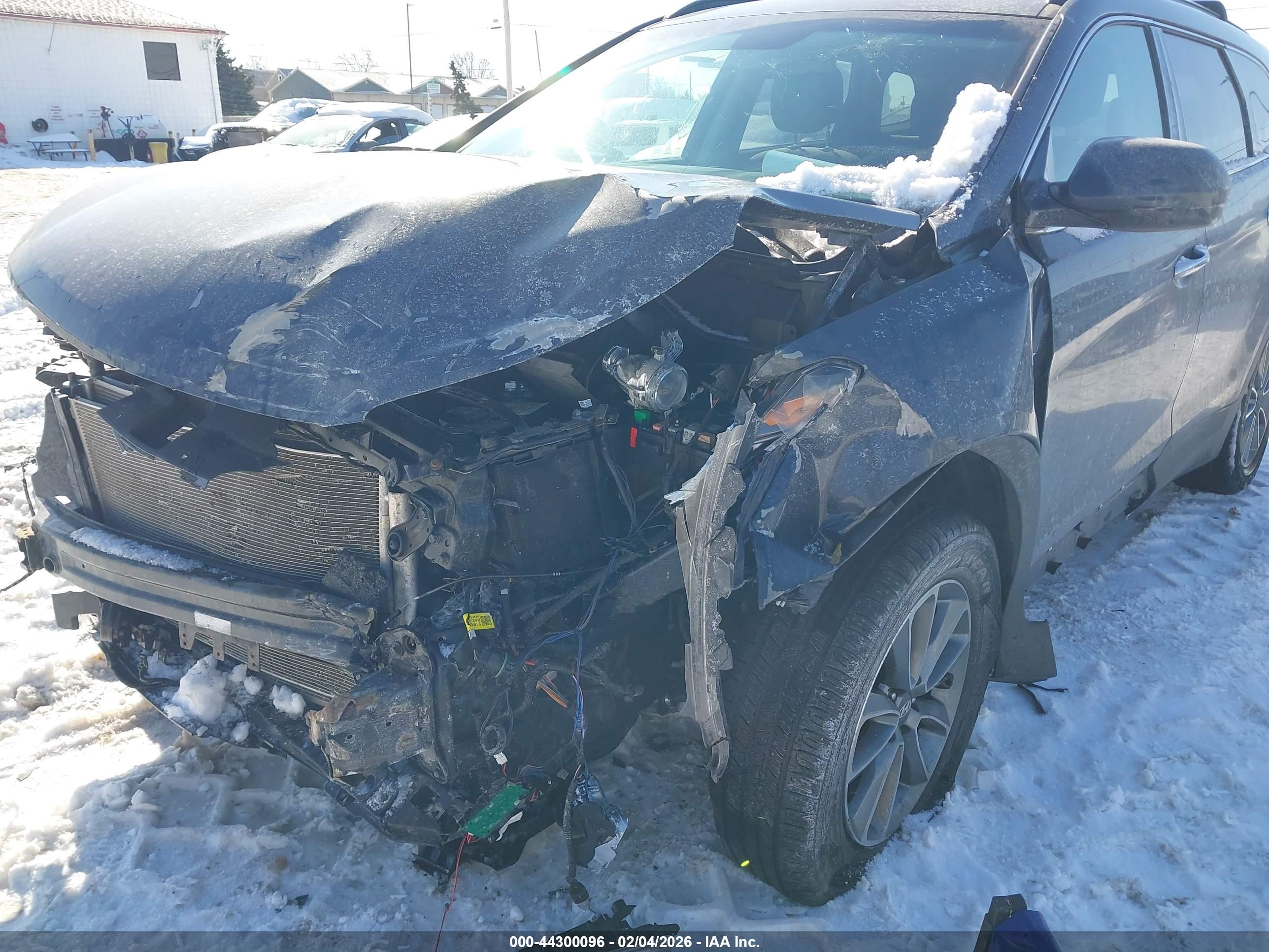 HYUNDAI SANTA image 6