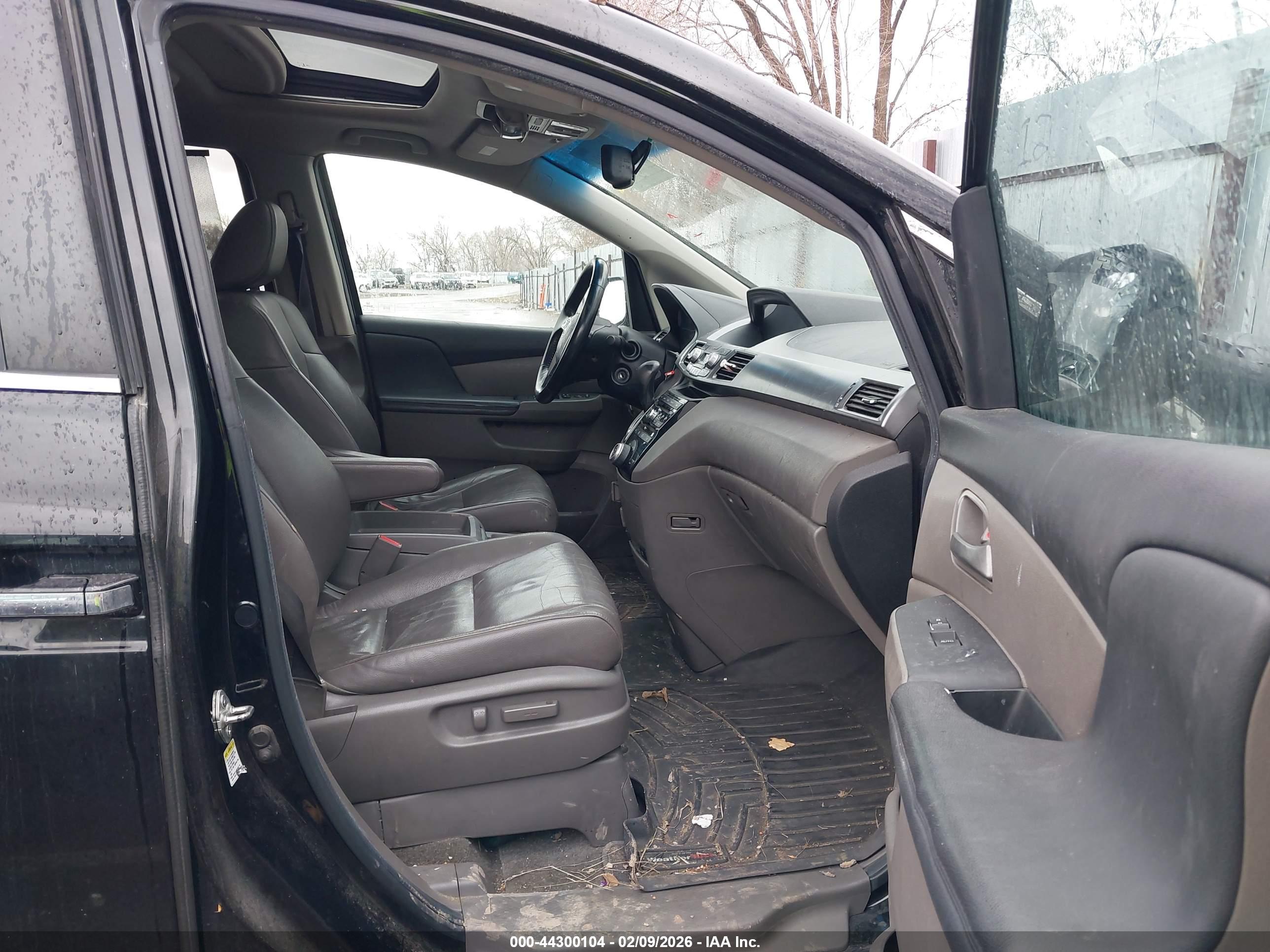 HONDA ODYSSEY image 5