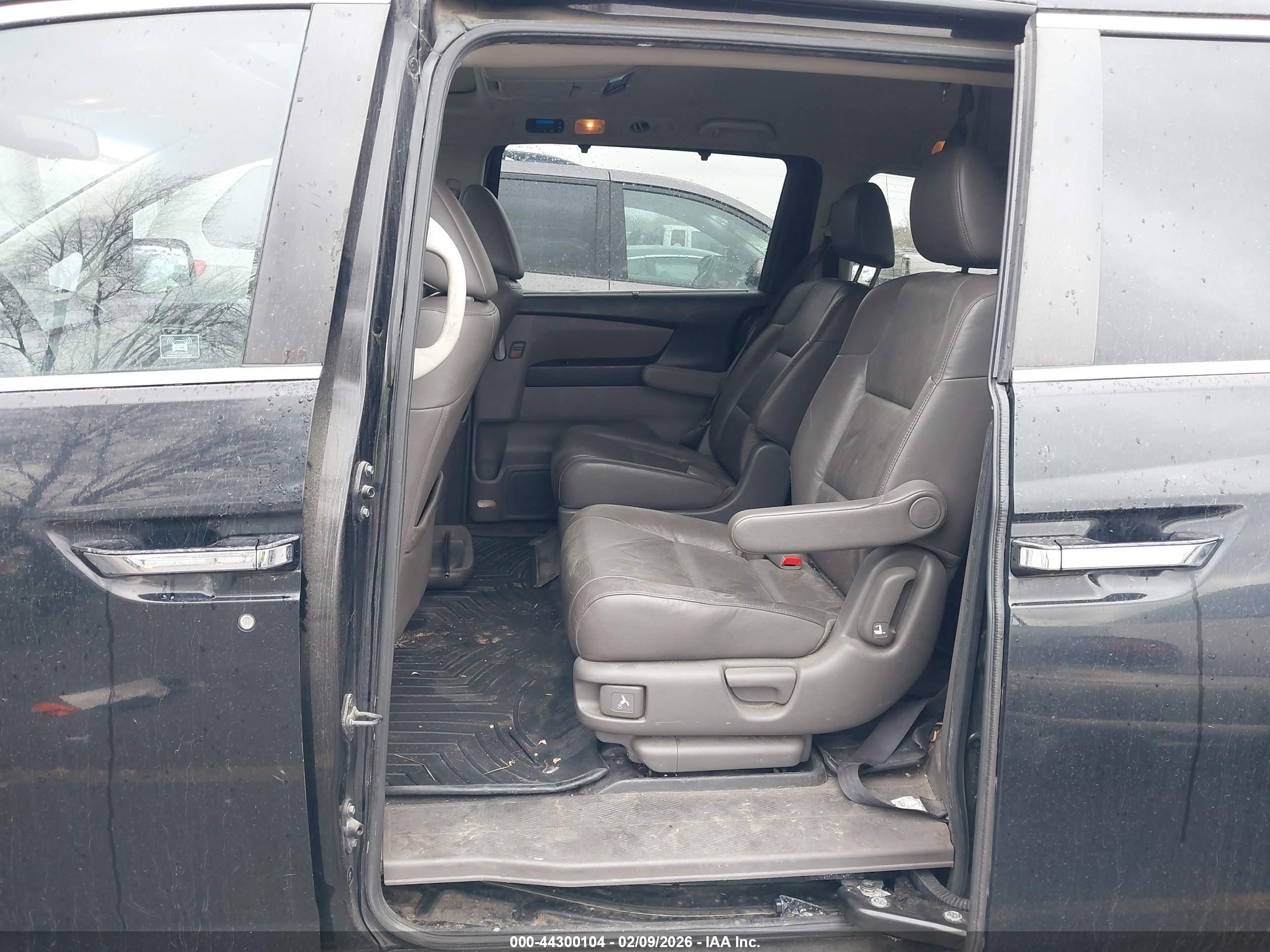 HONDA ODYSSEY image 8