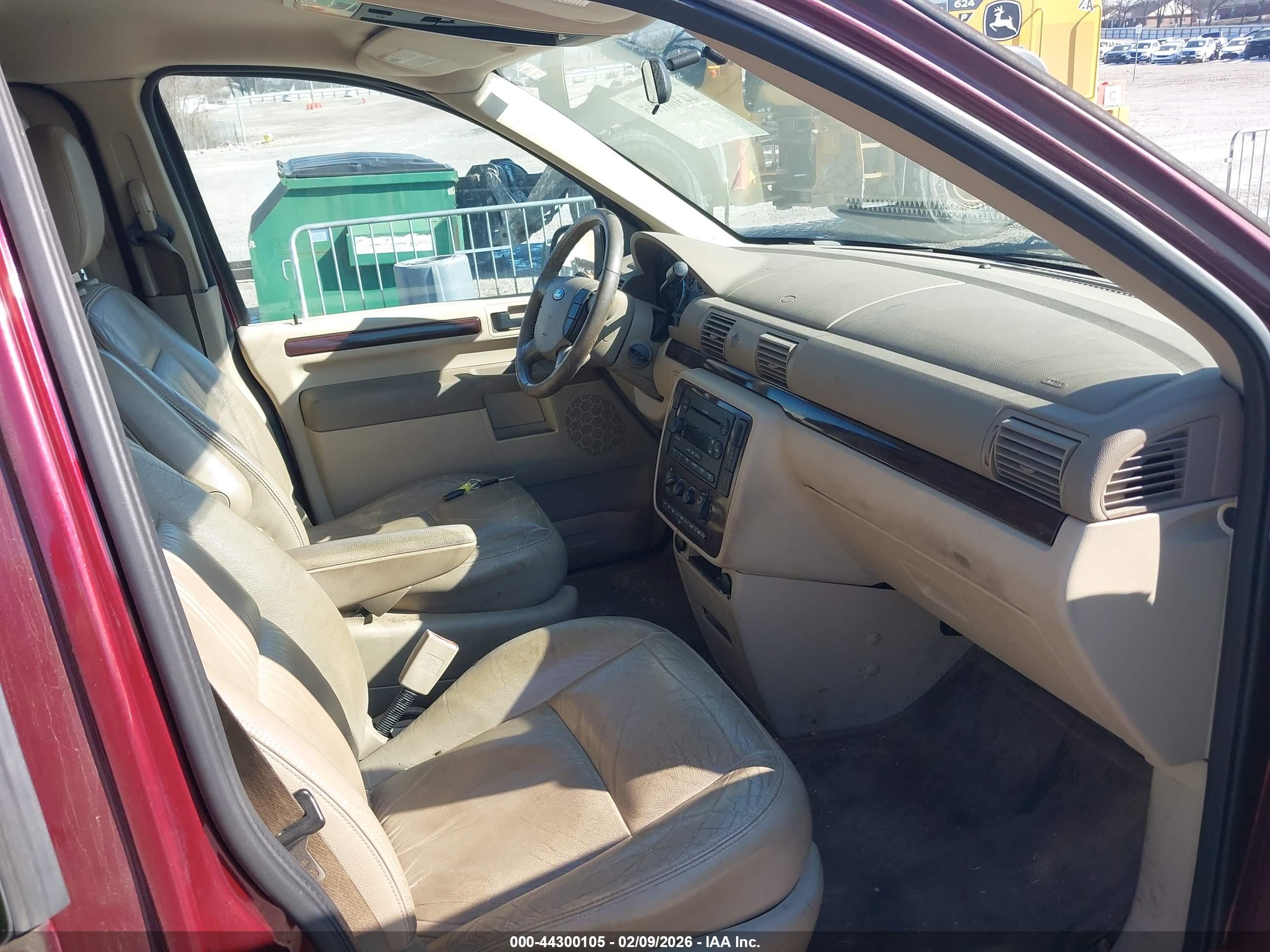 FORD FREESTAR image 5