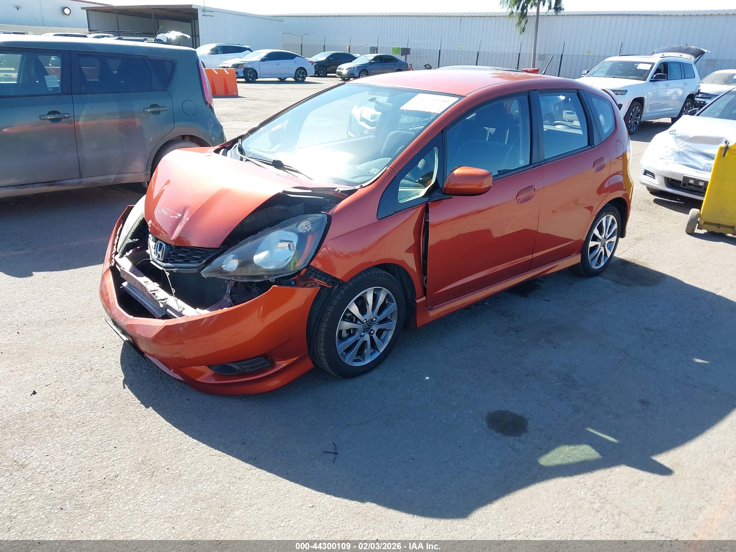 HONDA FIT image 2