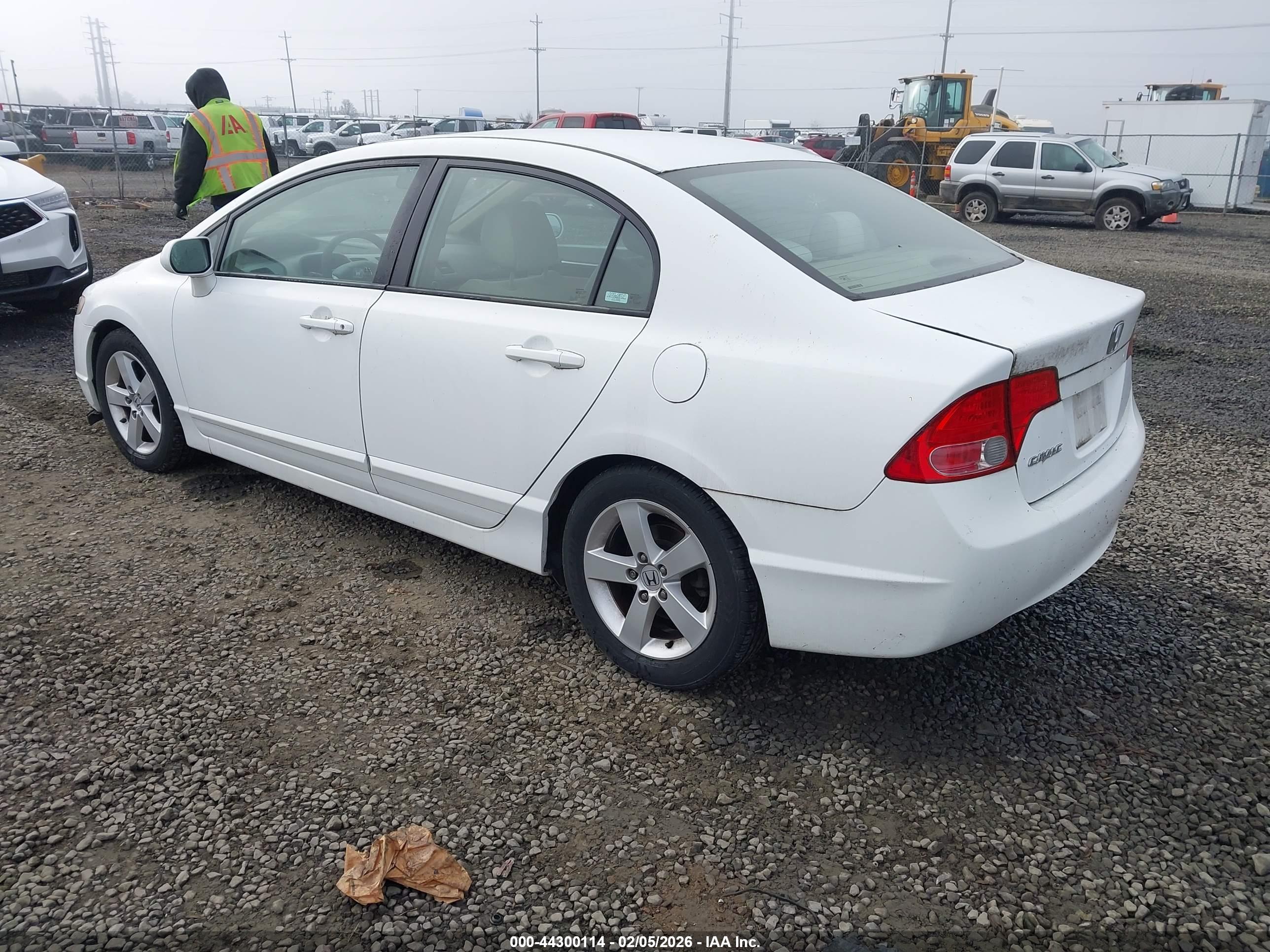 HONDA CIVIC image 3