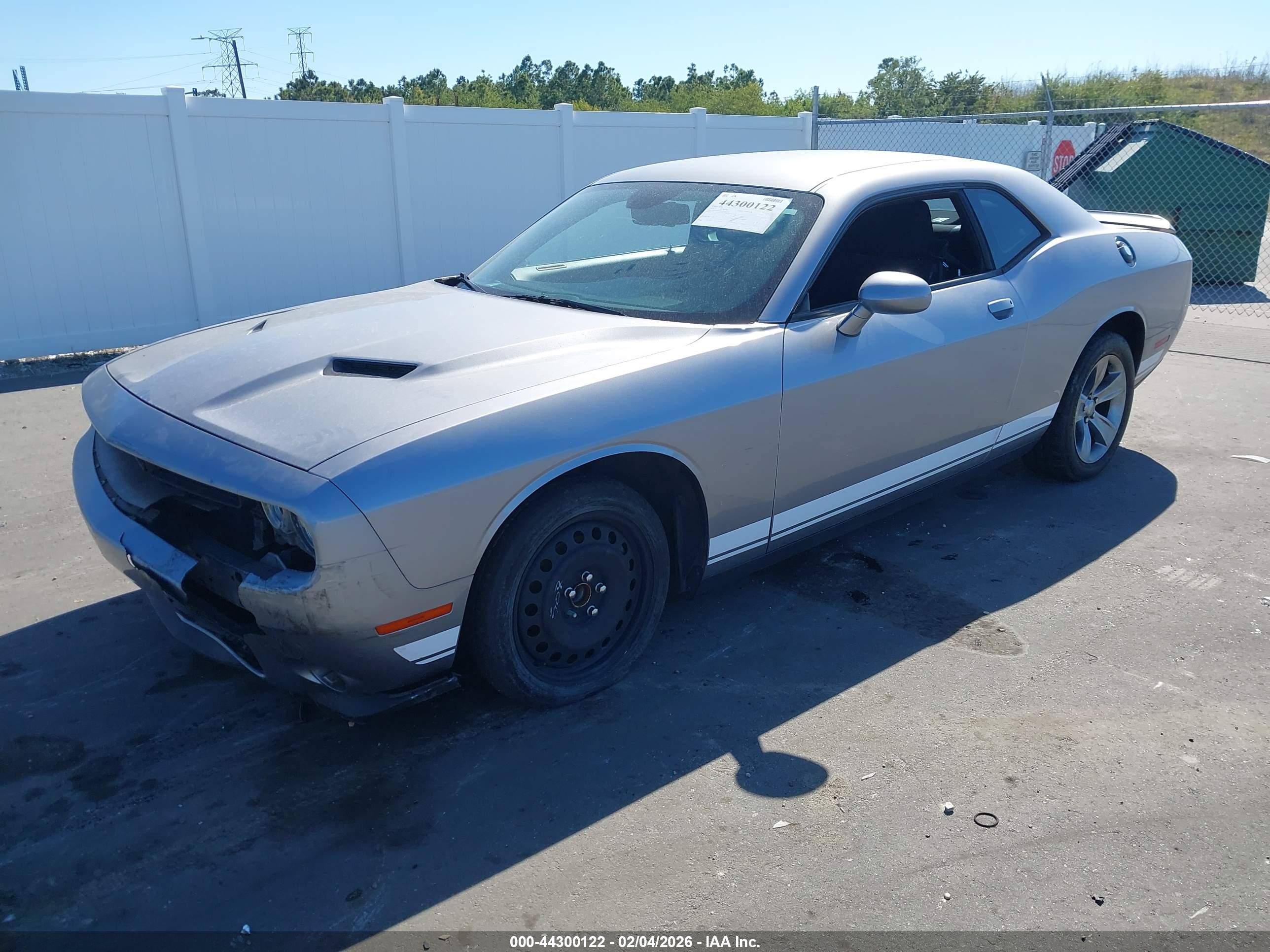 DODGE CHALLENGER image 2