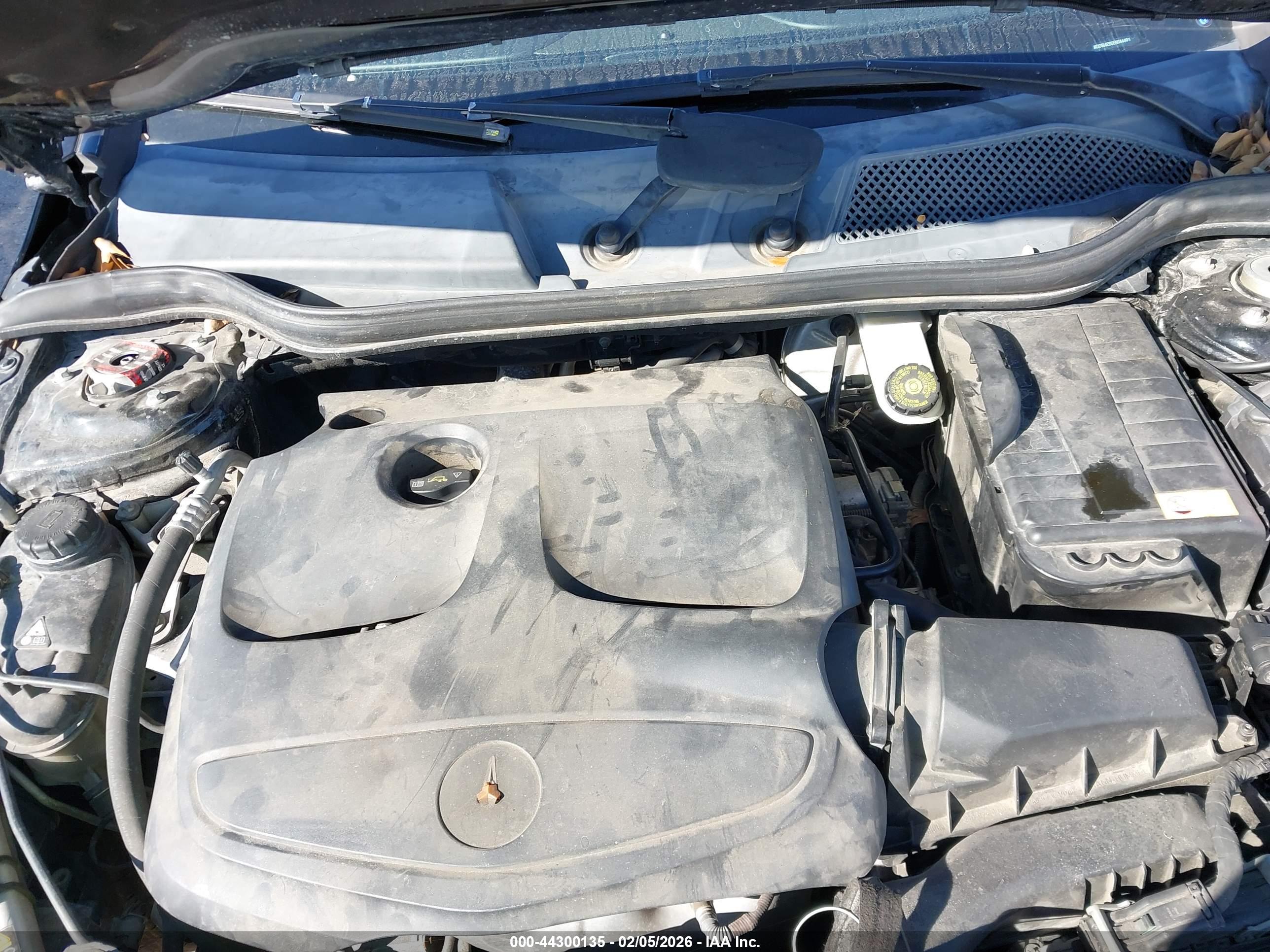 MERCEDES-BENZ CLA image 10